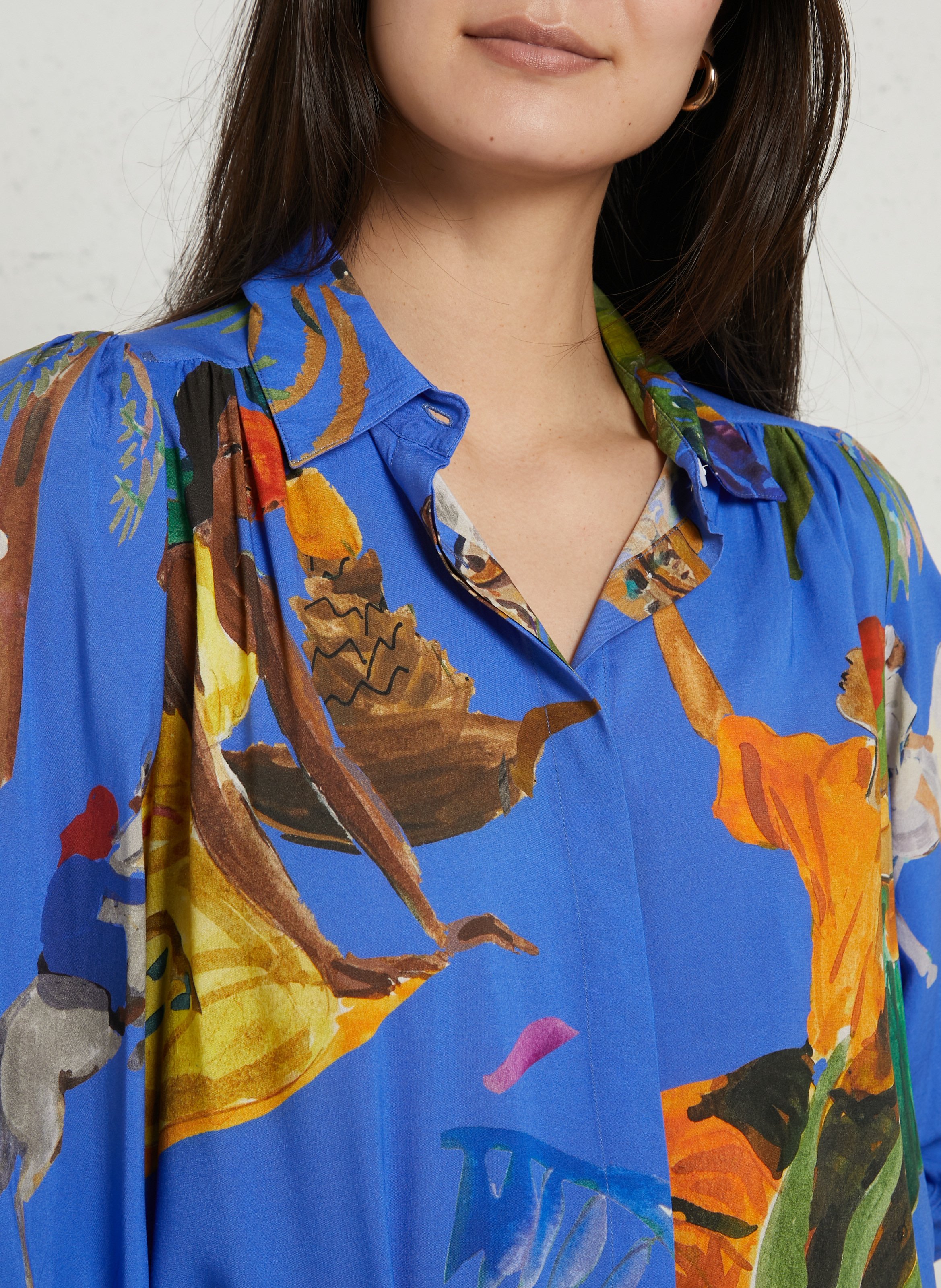 Ausgestelltes Hemd mit klassischem Kragen und Print. G.KERO Blau