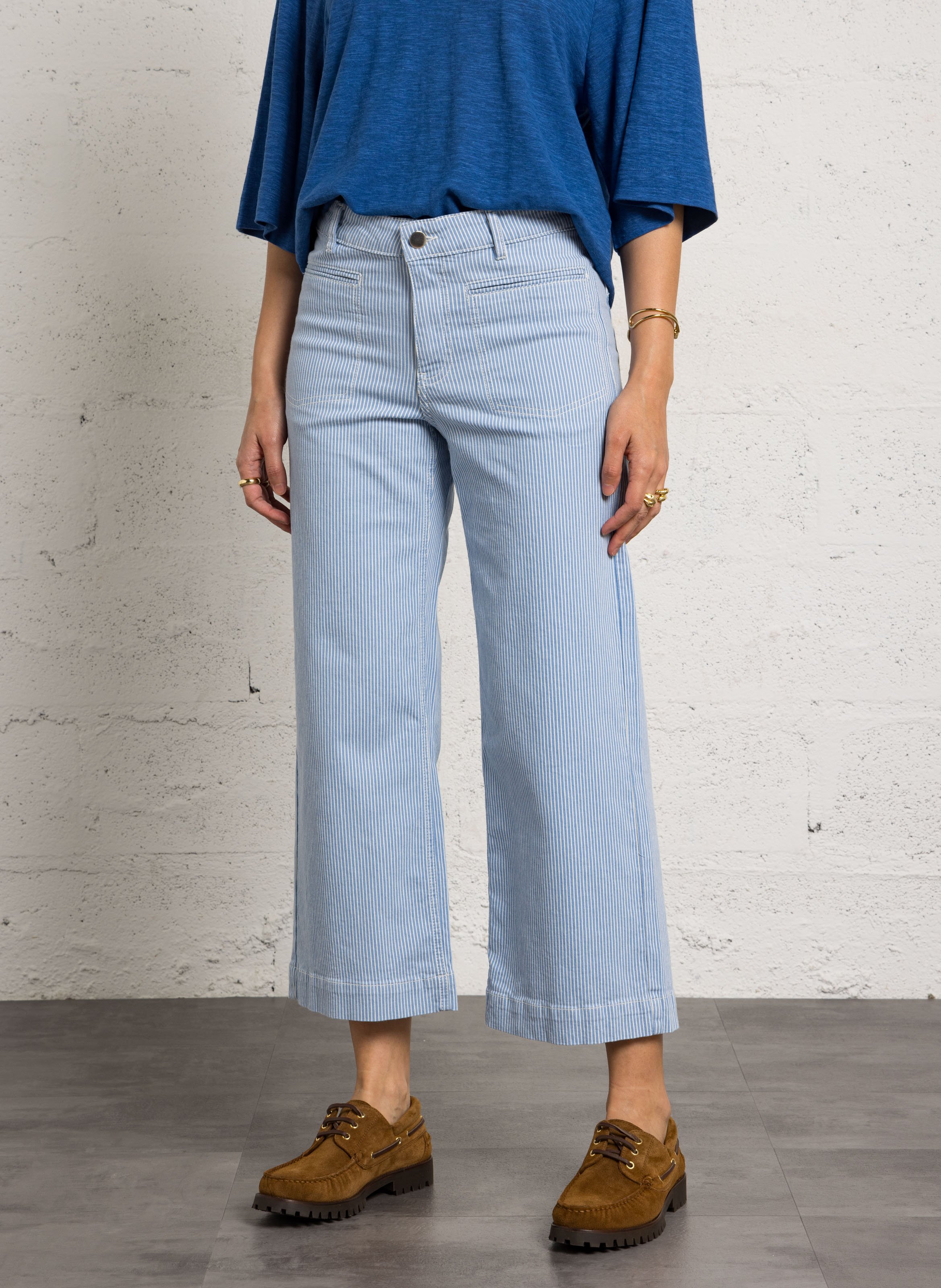 Gestreepte cropped jeans van gemengd katoen. MAISON 123 Blauw
