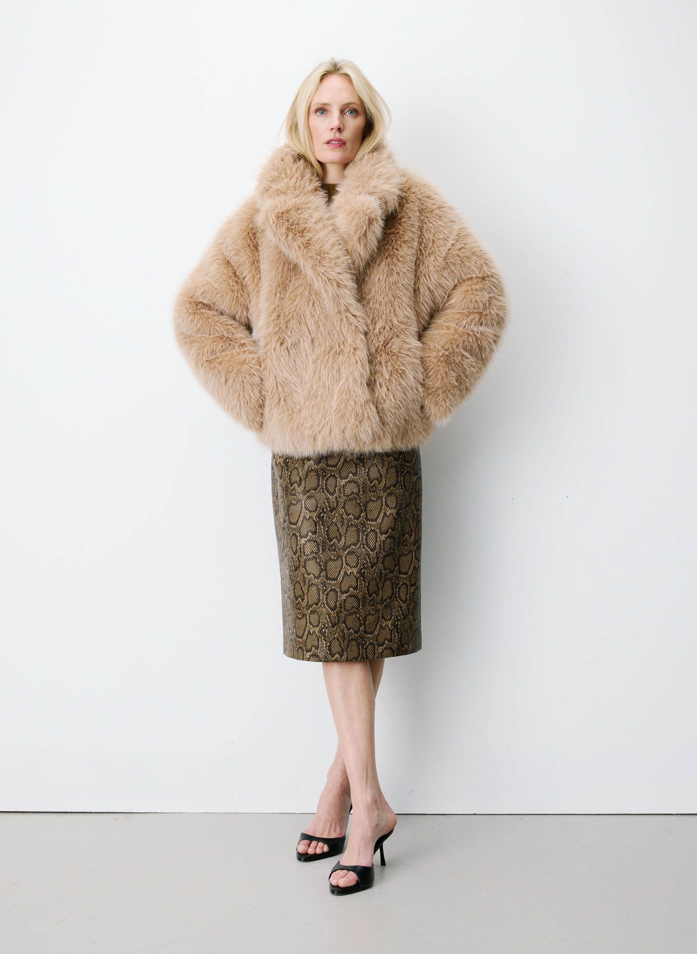 Jas met reverskraag van imitatiebont GRACE ET MILA Beige