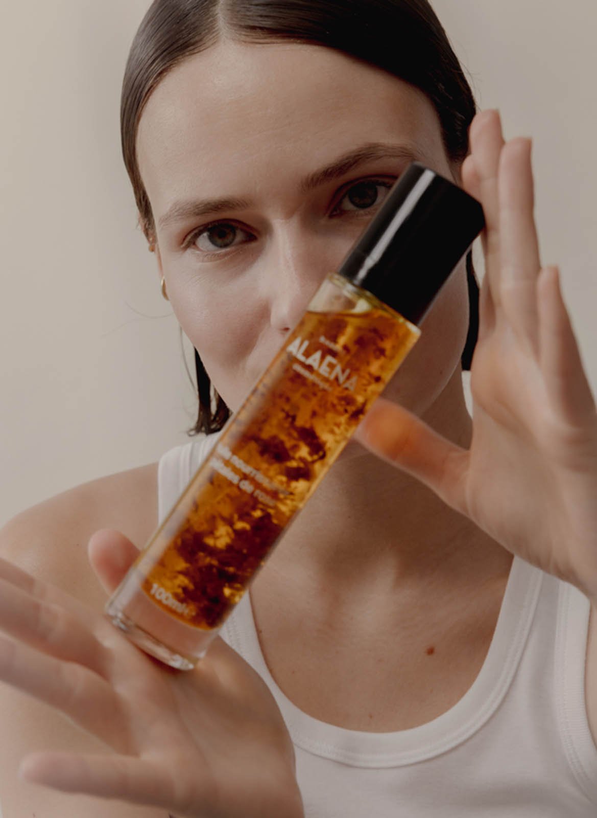 Nourishing Rose Petal Oil ALAENA No color