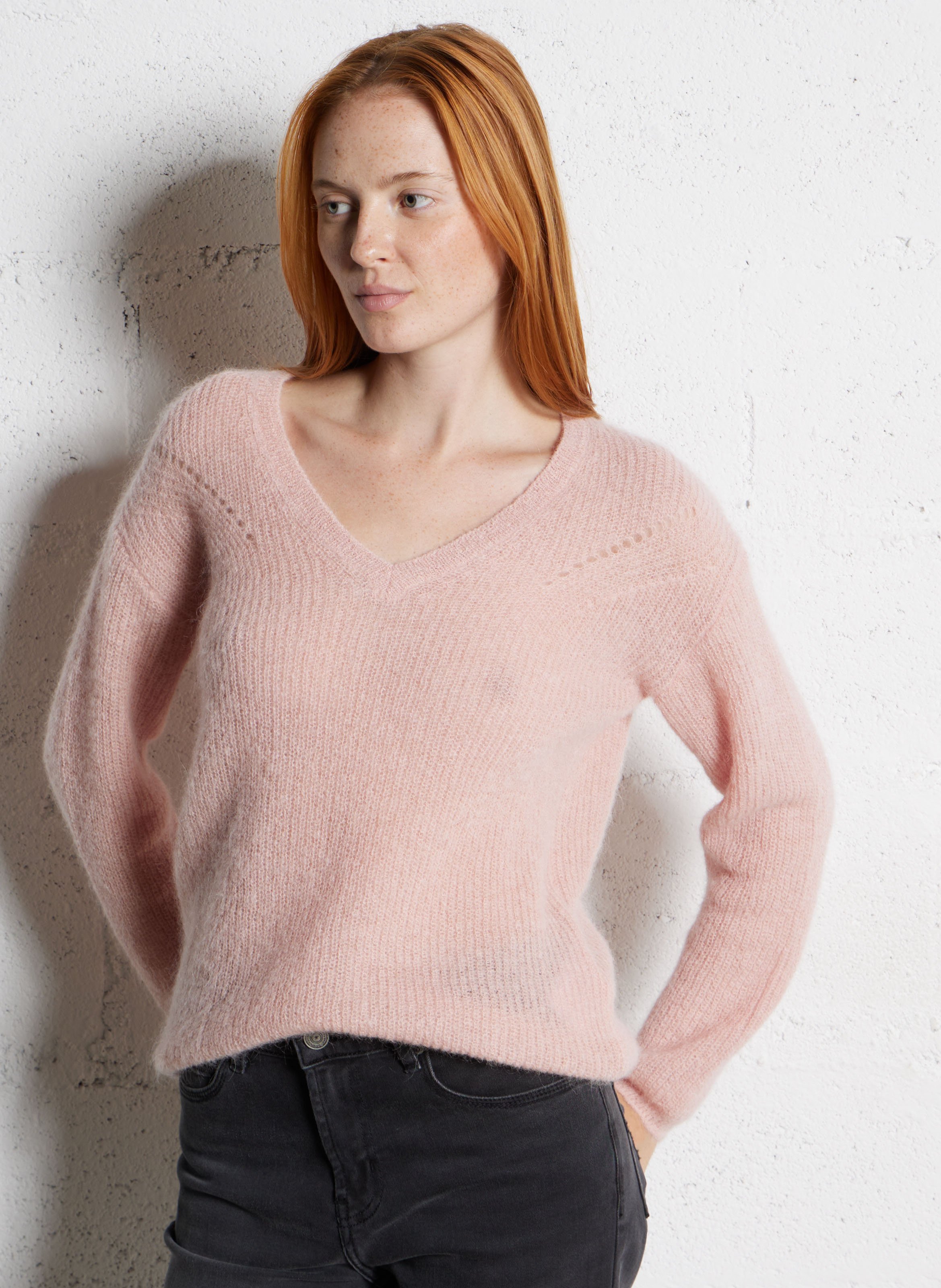 Pull droit col V en laine mélangée SUD EXPRESS