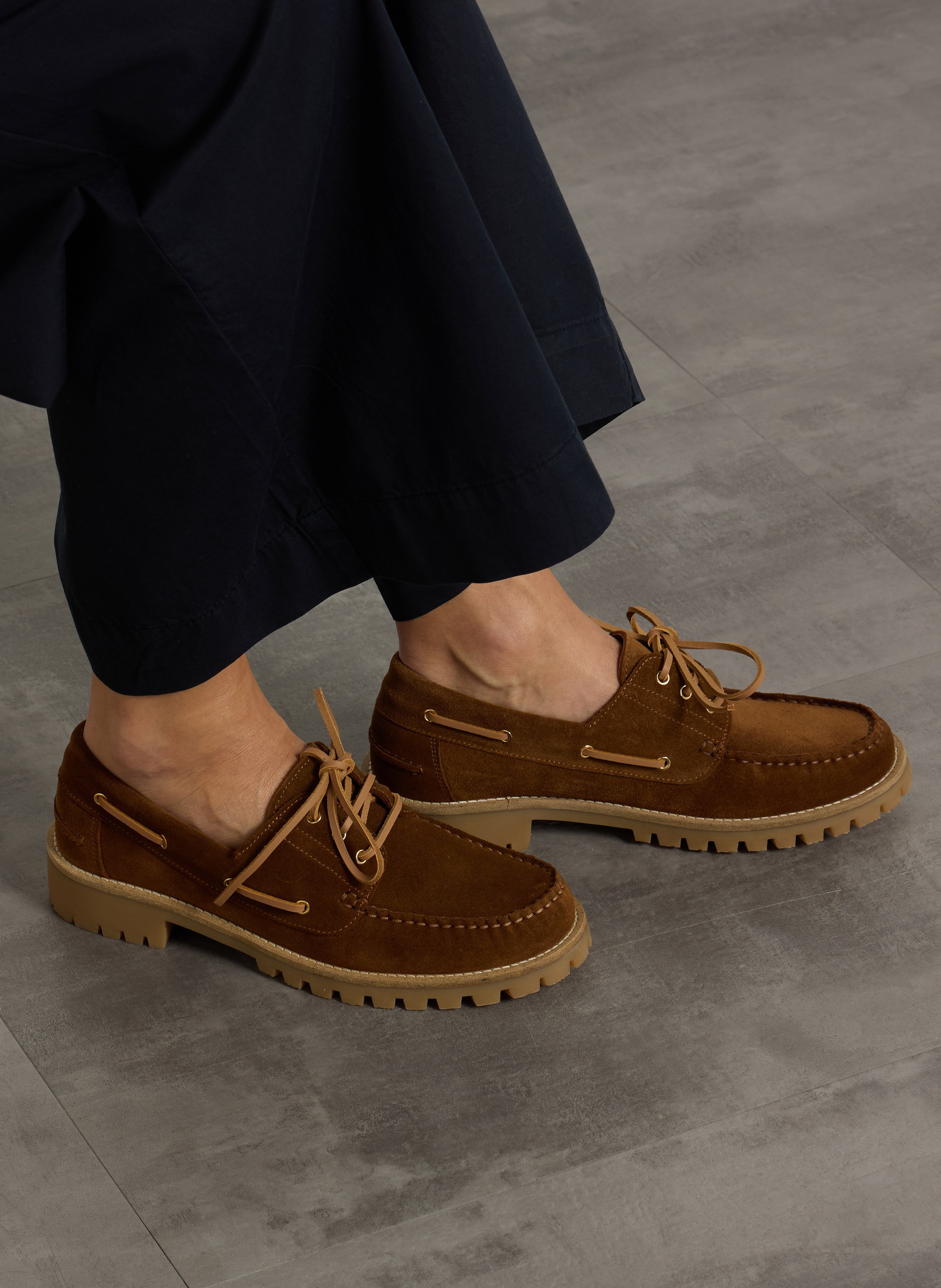 Chaussures bateau en cuir velours MELLOW YELLOW Marron