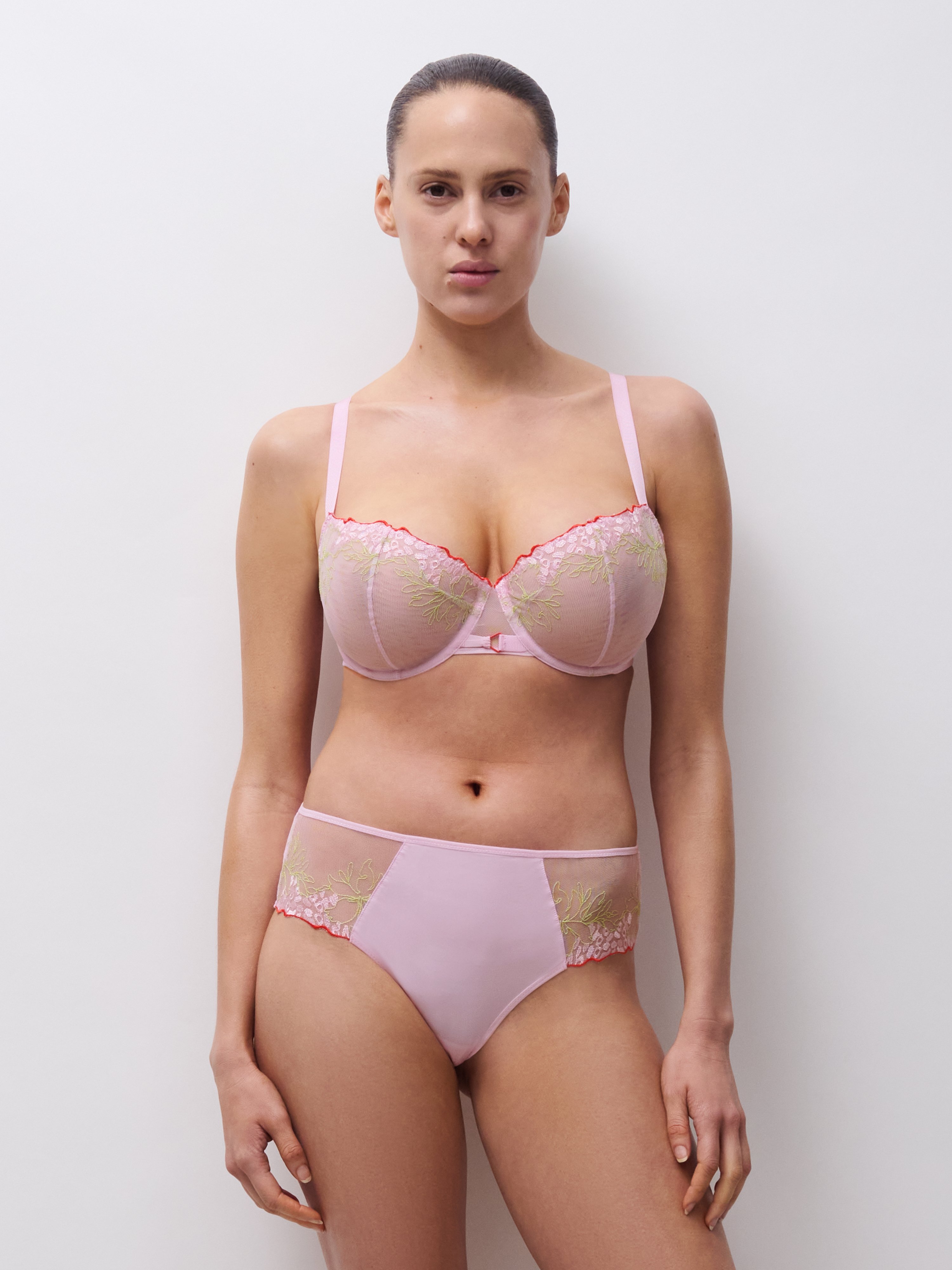 Balconette bra with embroidery CHANTELLE PULP Multicolored