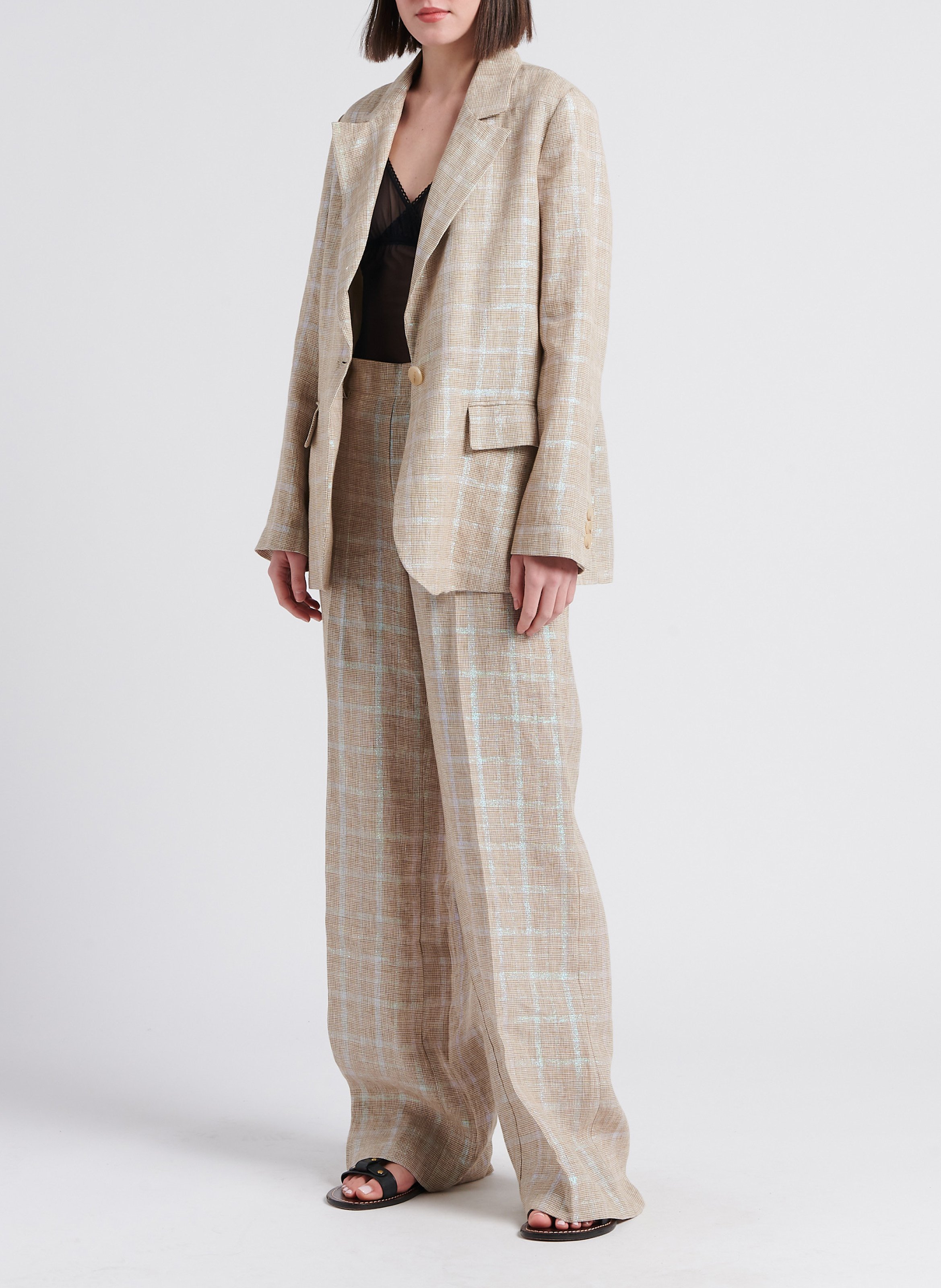 Veste de tailleur droite brillante ATTIC AND BARN Beige