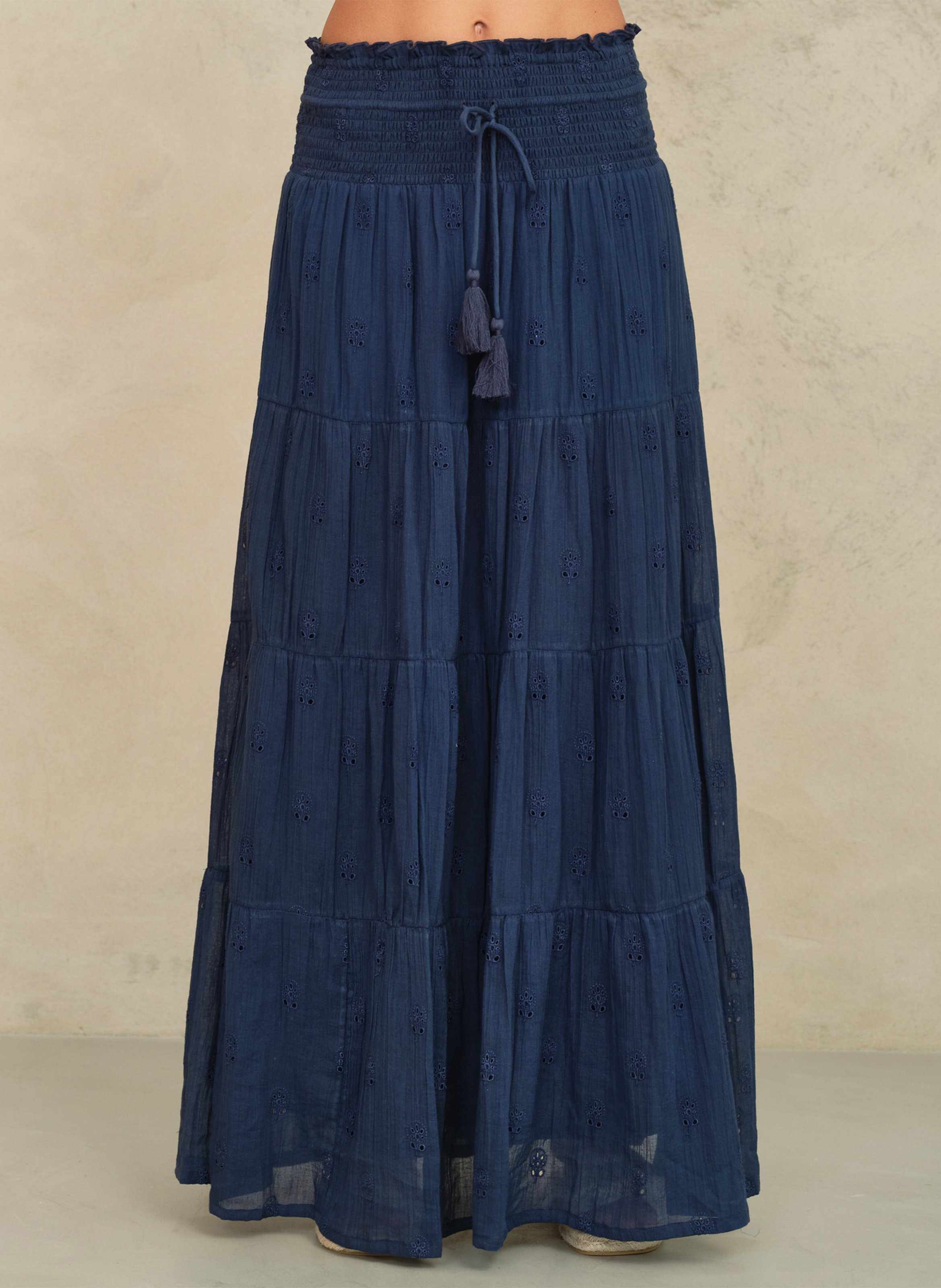 Weit geschnittener langer Rock mit Broderie Anglaise M.A.B.E Blau