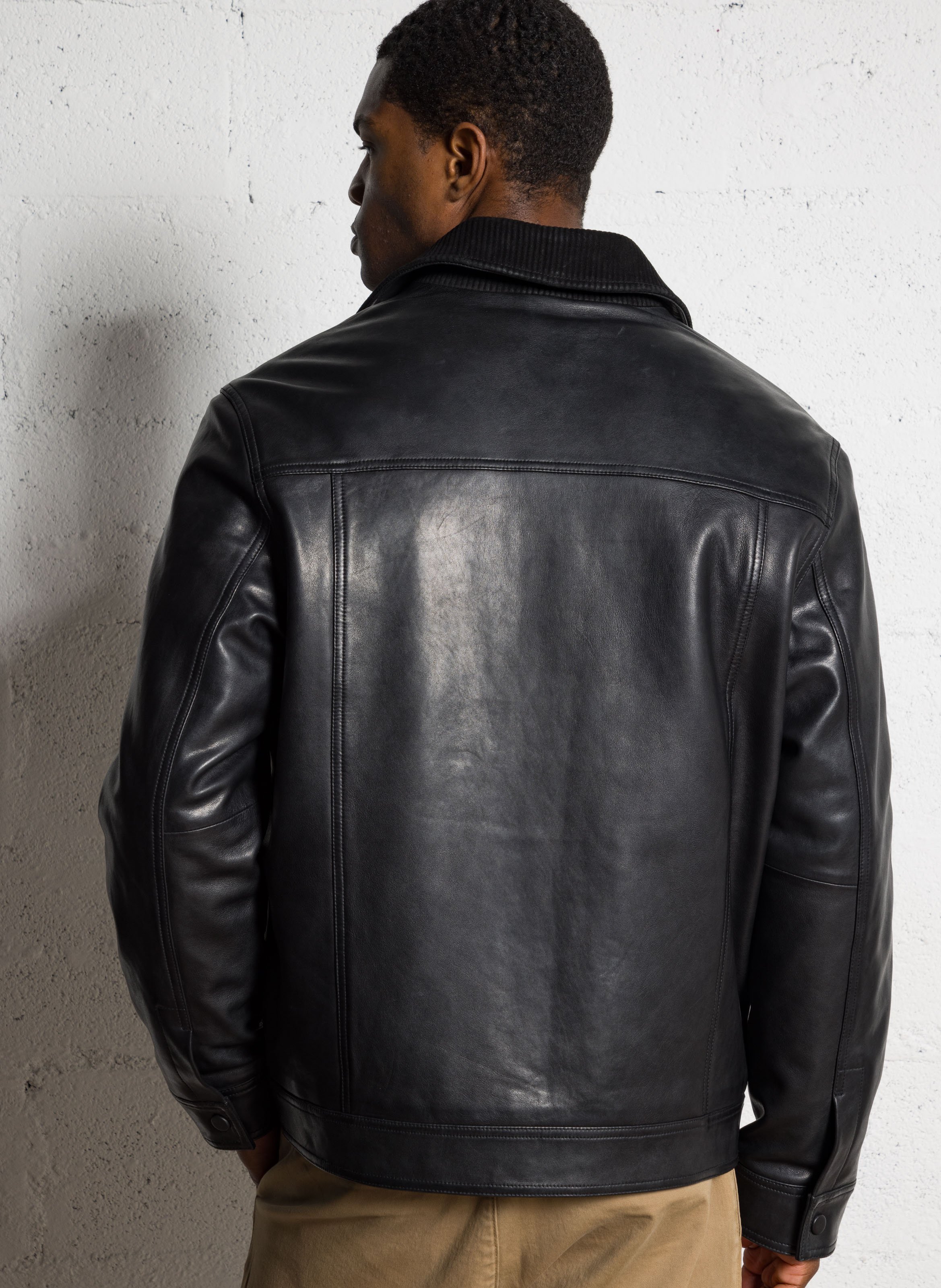 Gerade geschnittener Lederblouson mit klassischem Kragen IKKS Schwarz