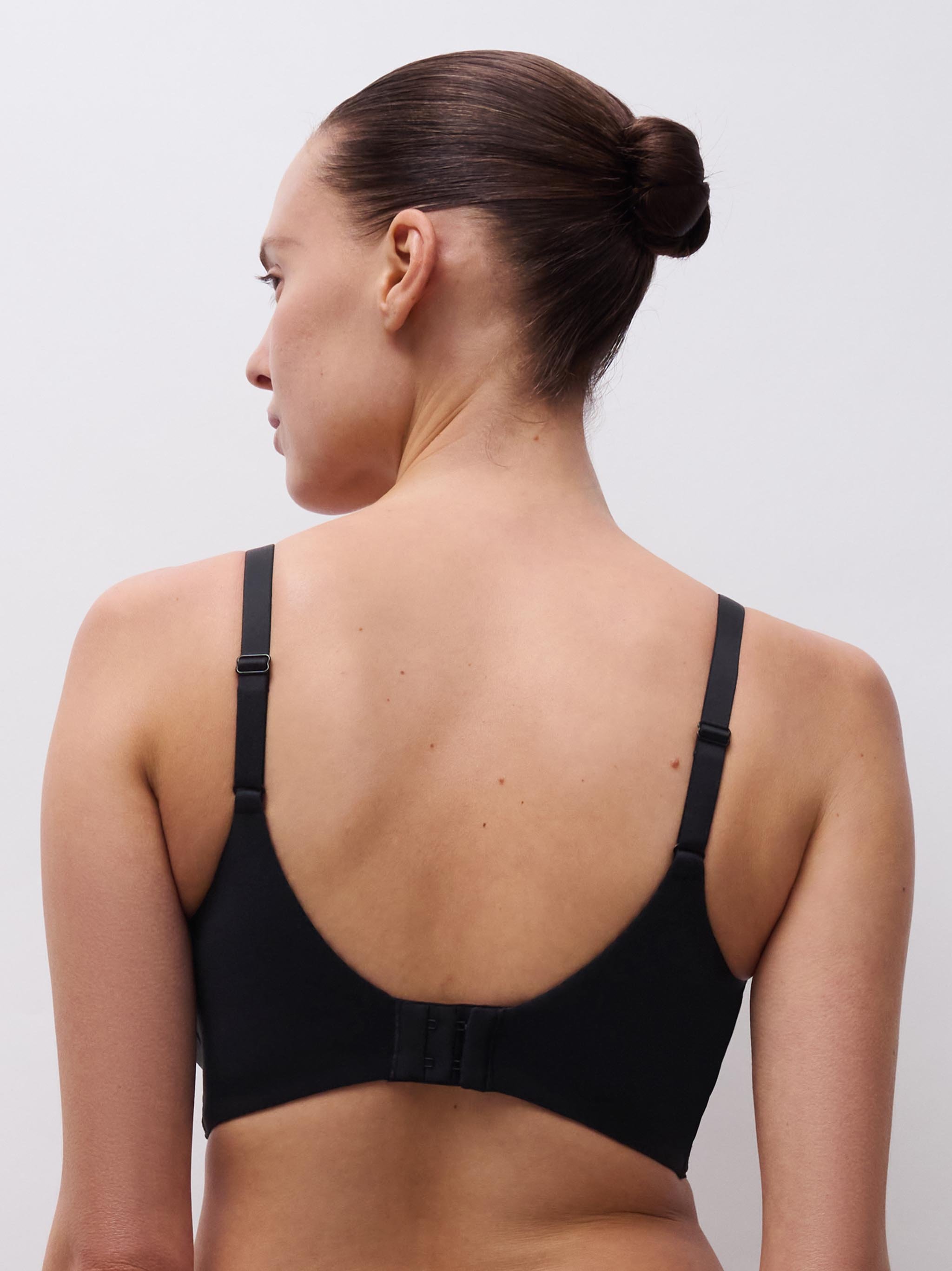 Non-wired support bra with cups | Black CHANTELLE Women