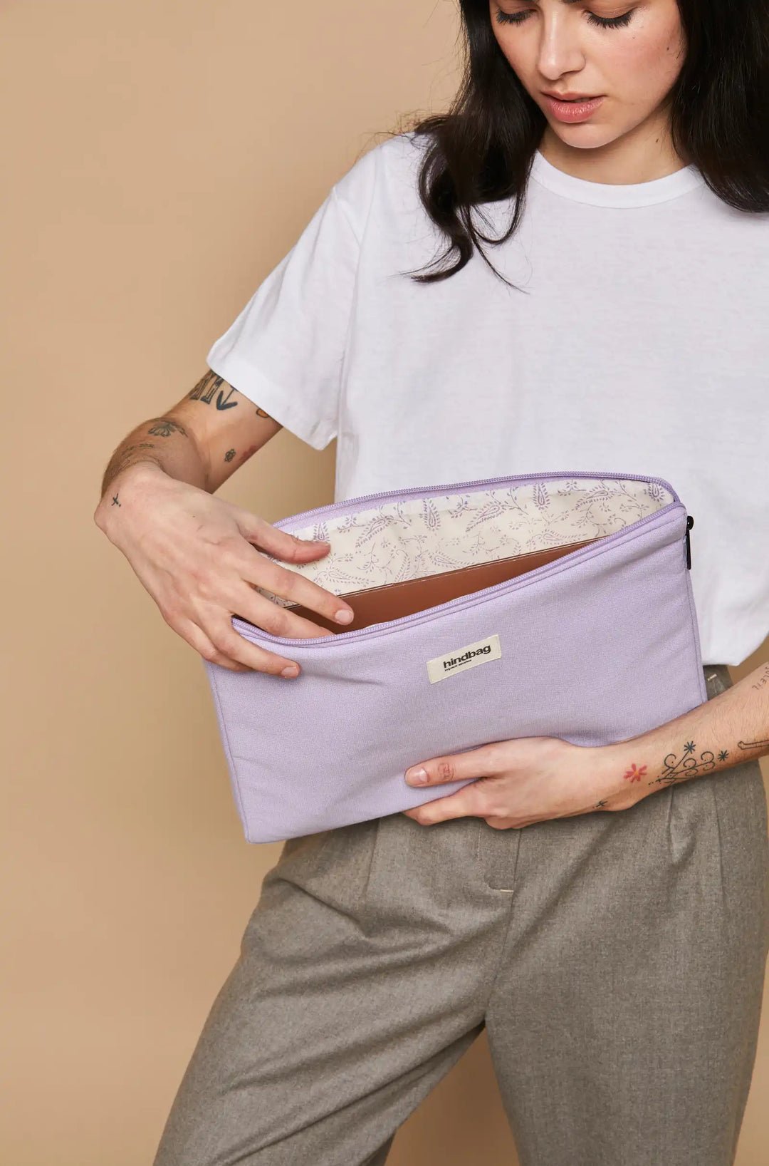 Computer sleeve in recycled wool with shock-absorbent foam HINDBAG Purple