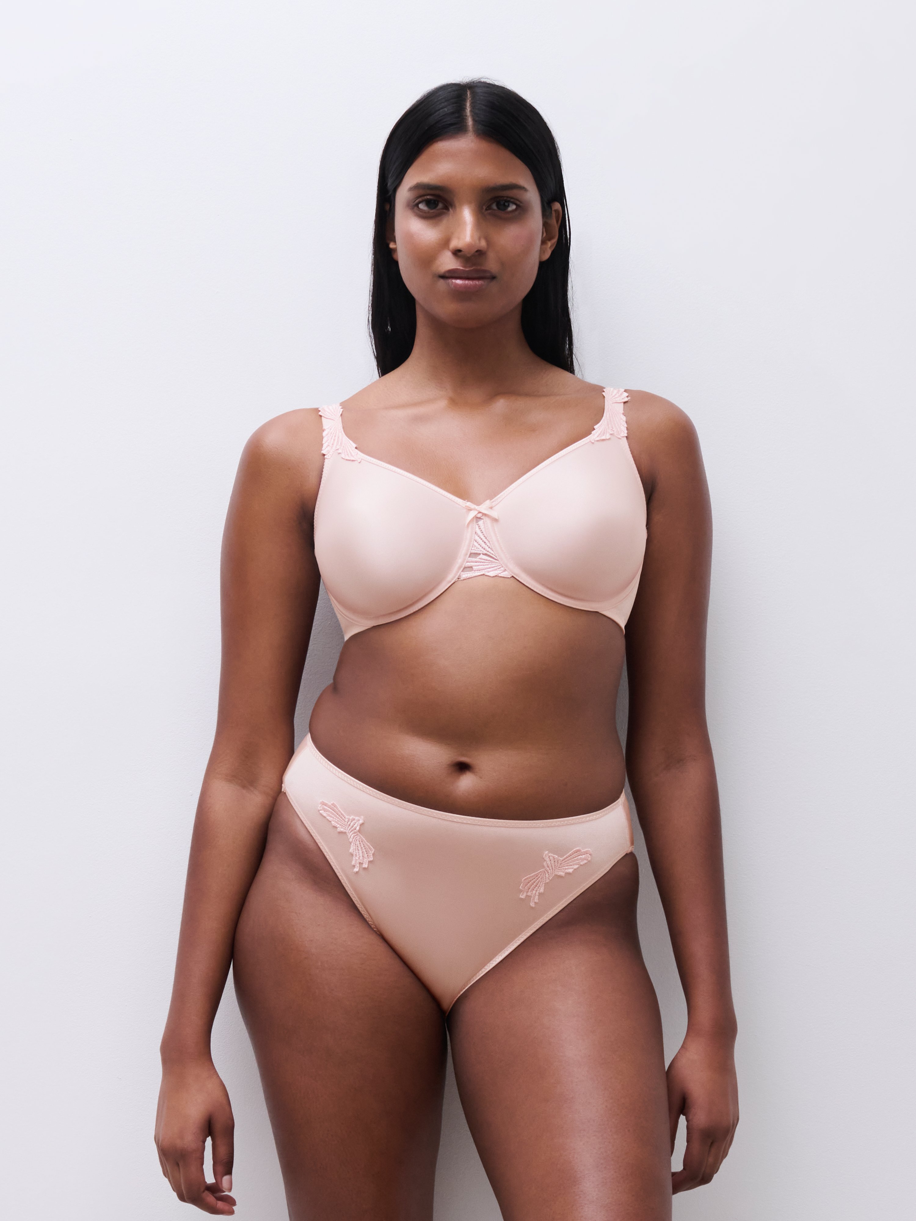 Moulded full-cup bra CHANTELLE Pink