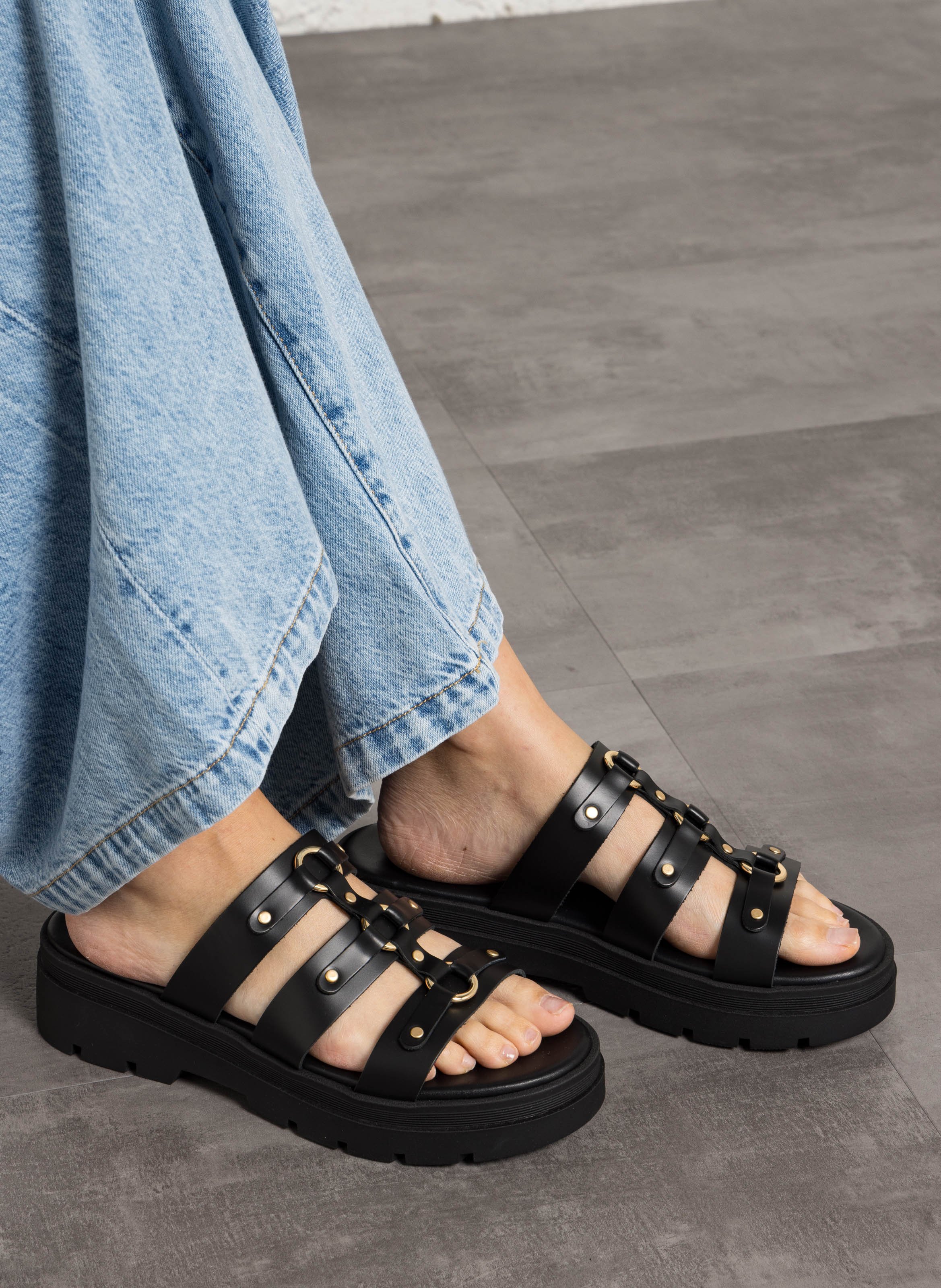 Flache Kalbsleder-Sandalen JB MARTIN Schwarz