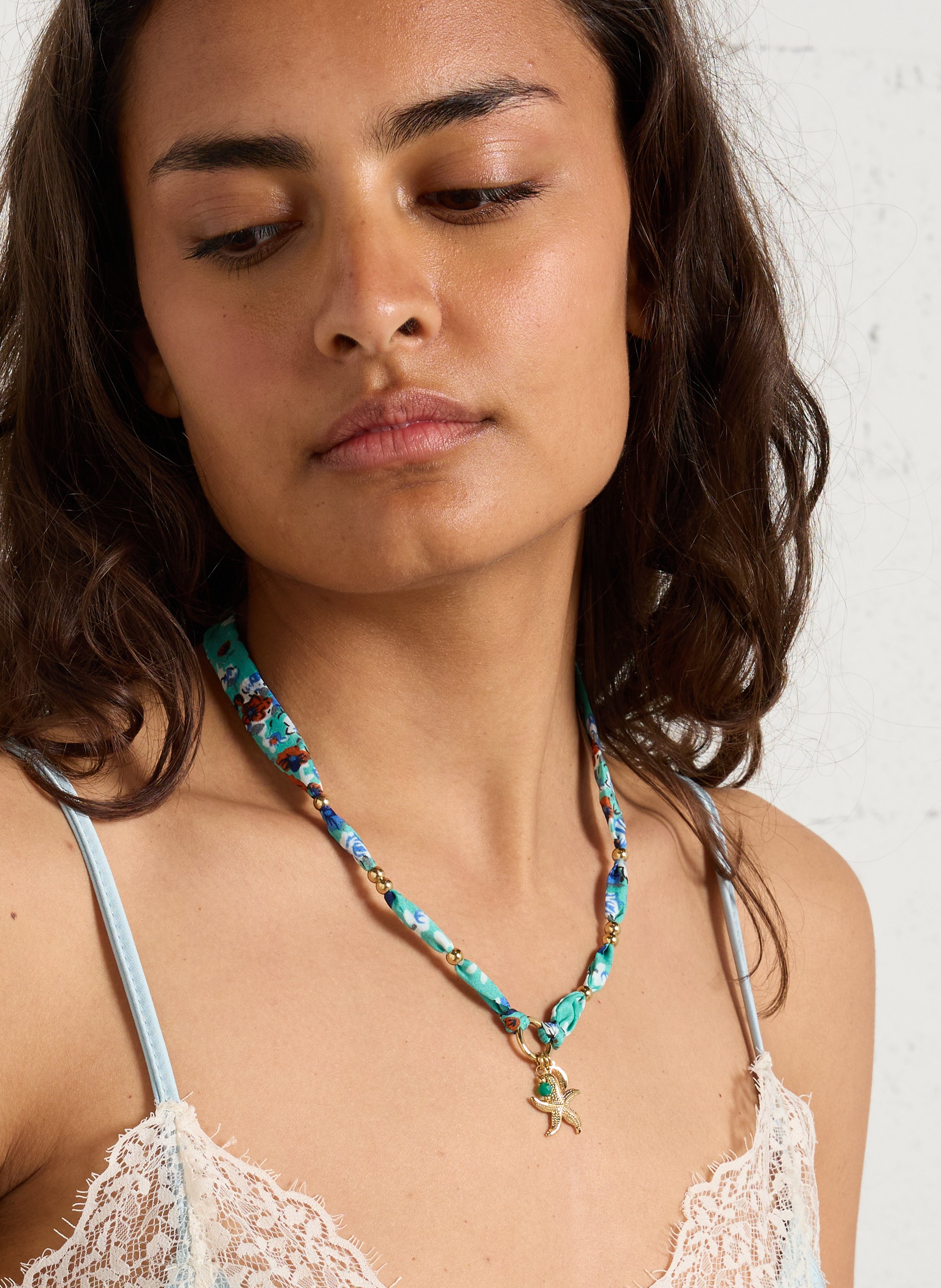 Gedrukte halsketting AU PRINTEMPS PARIS Blauw