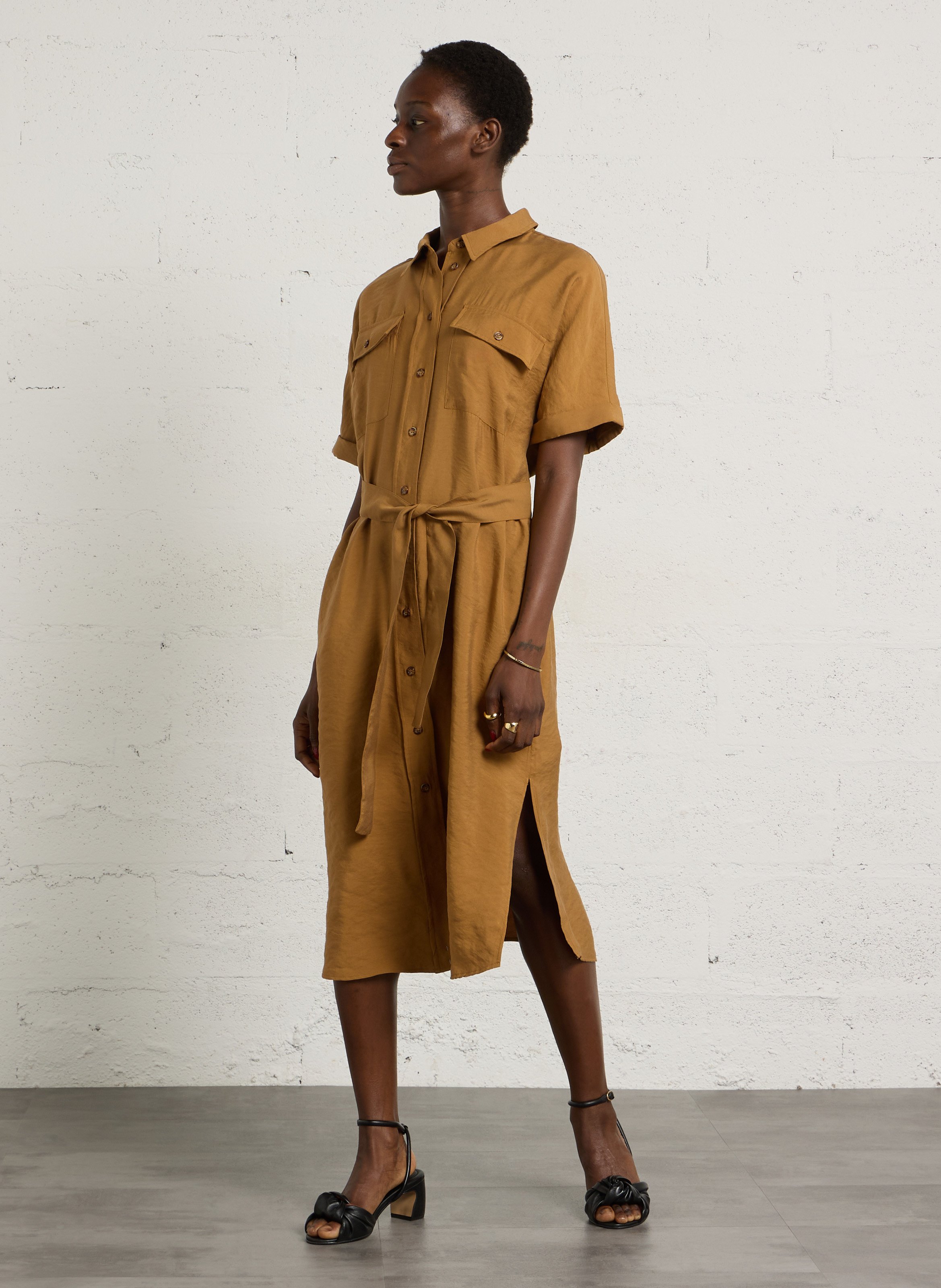 Leren sandaaltje met hak - Look 2