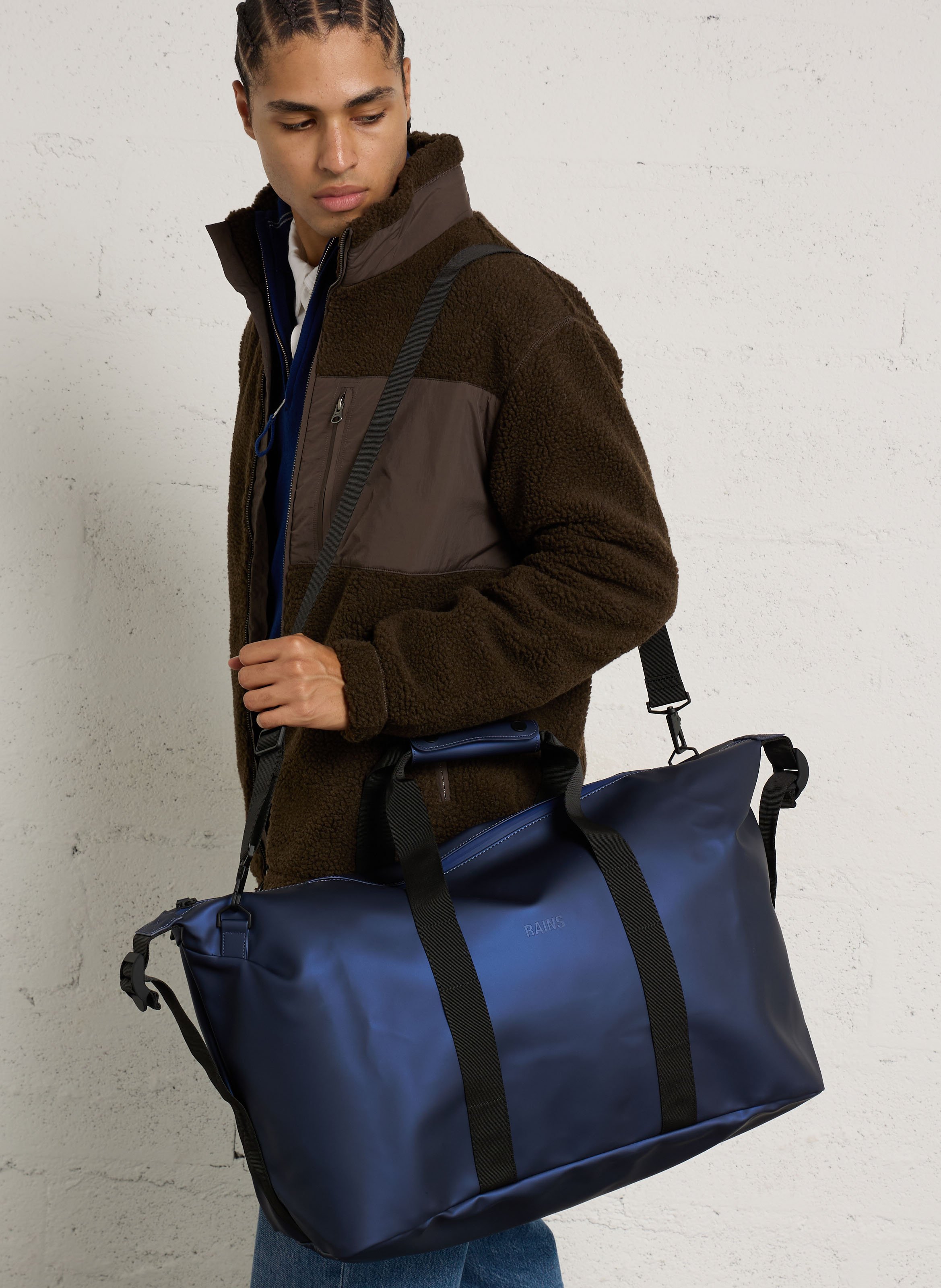 Einfarbige Reisetasche mit Reißverschluss RAINS Blau