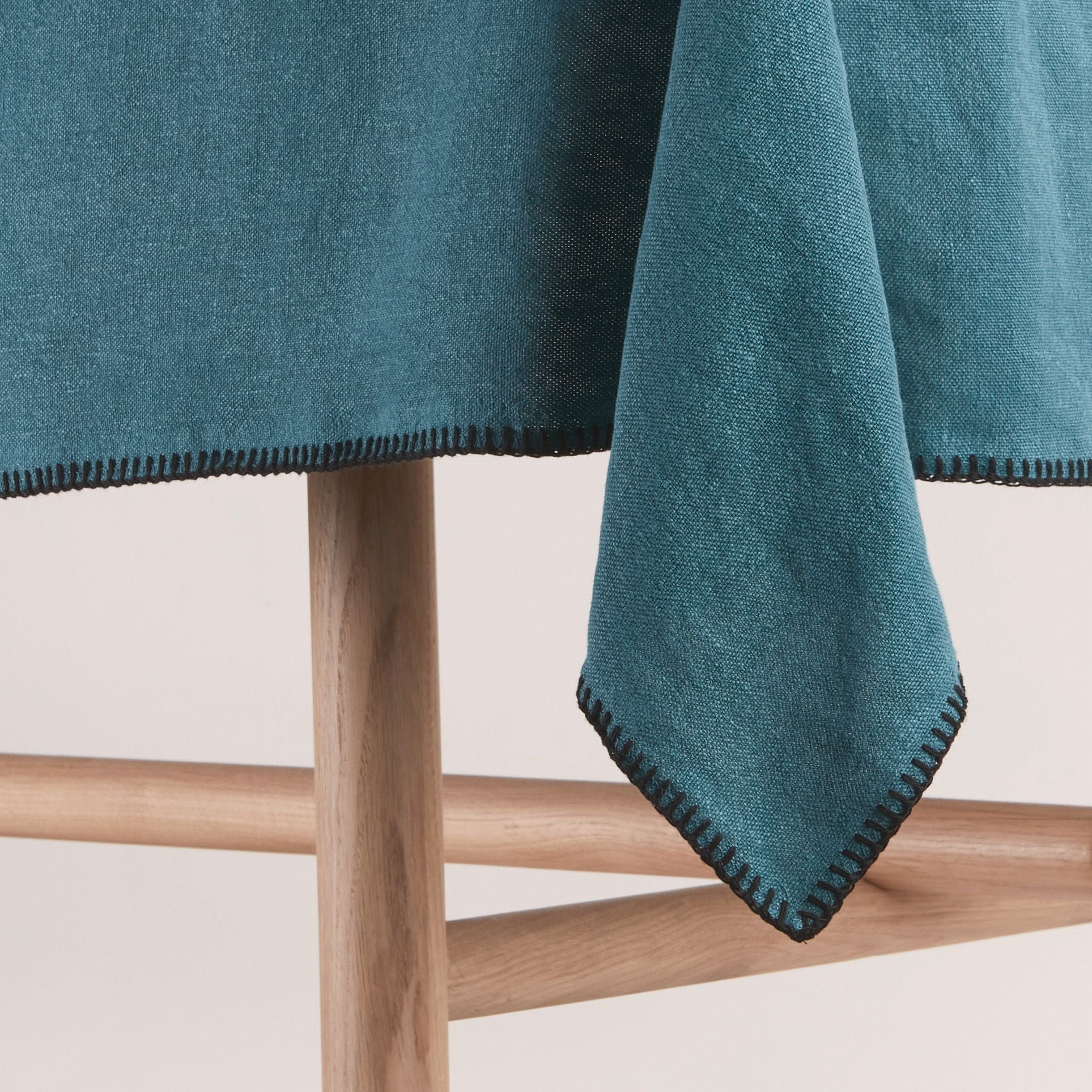 NINO - Rectangular linen tablecloth MADURA Blue