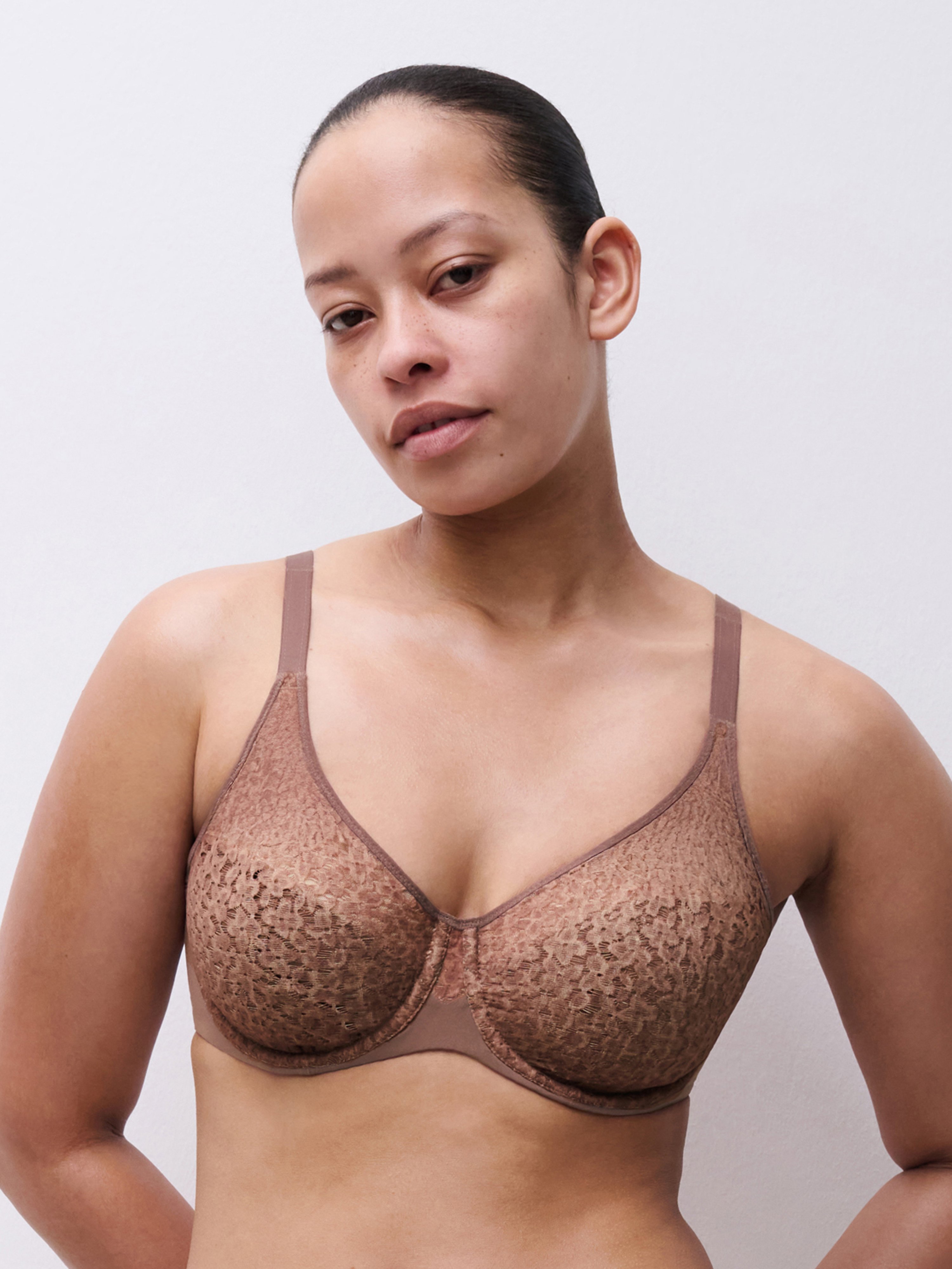 Moulded full-cup bra CHANTELLE
