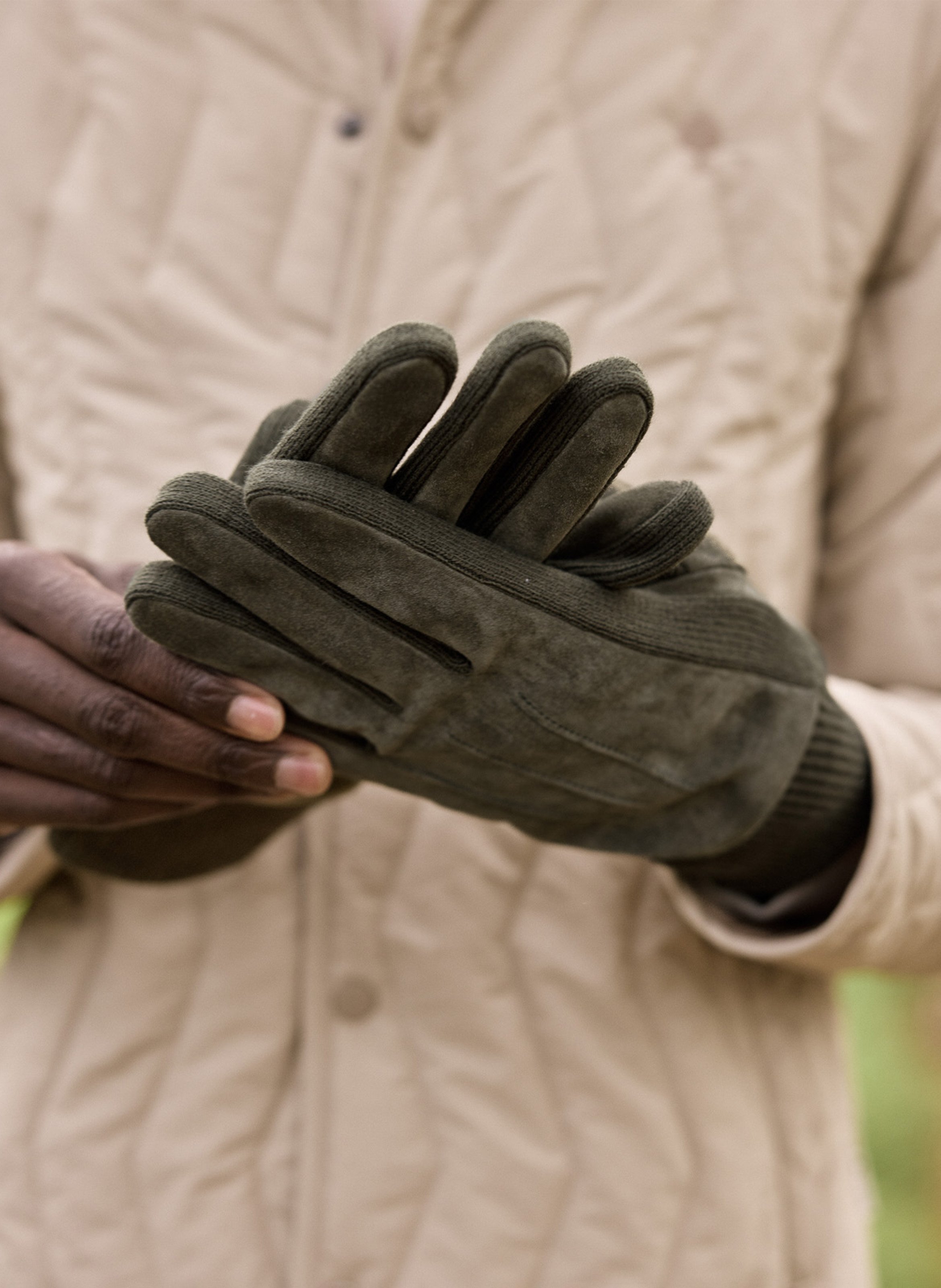 Handschuhe aus Veloursleder FAGUO Khaki