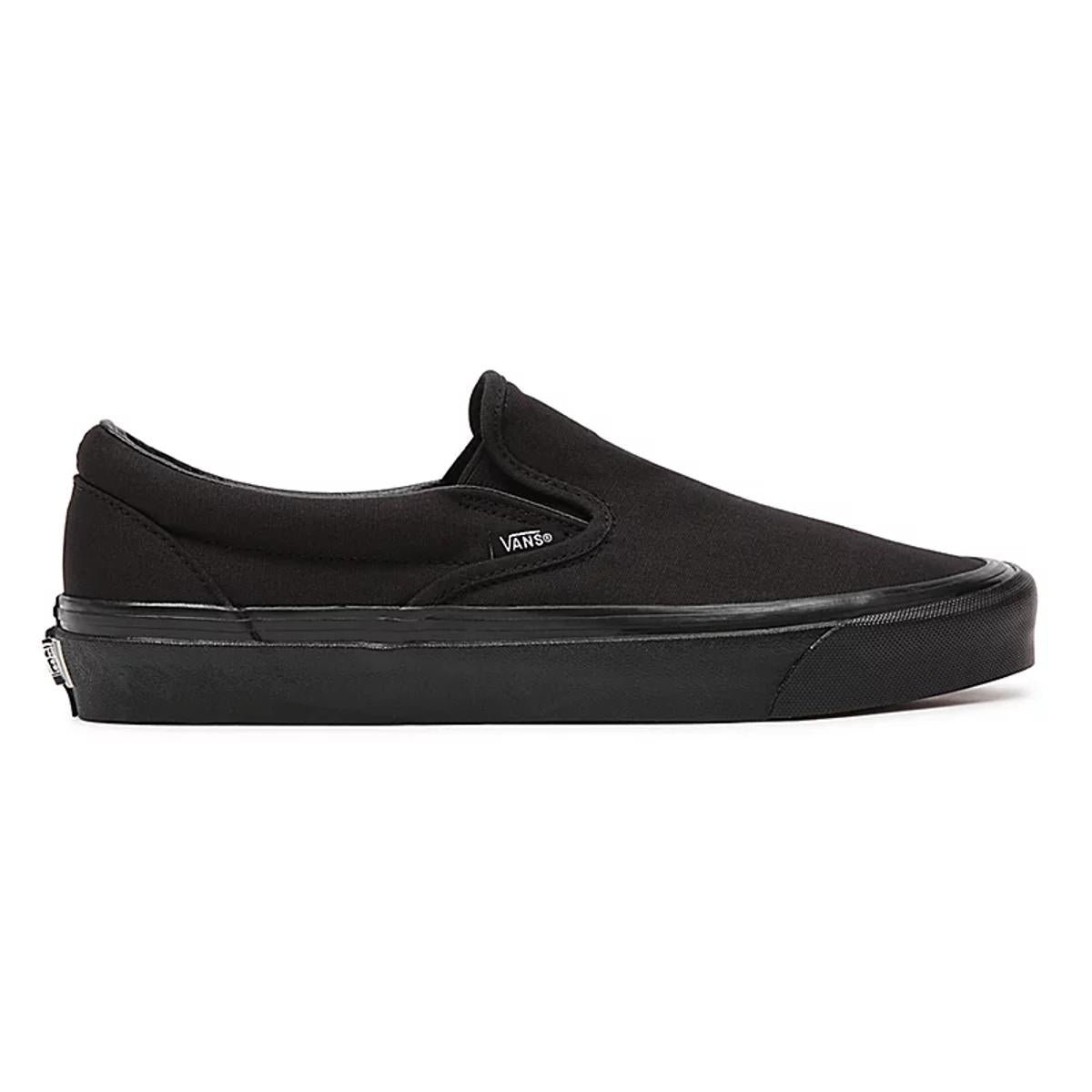 Low-top sneakers VANS Black