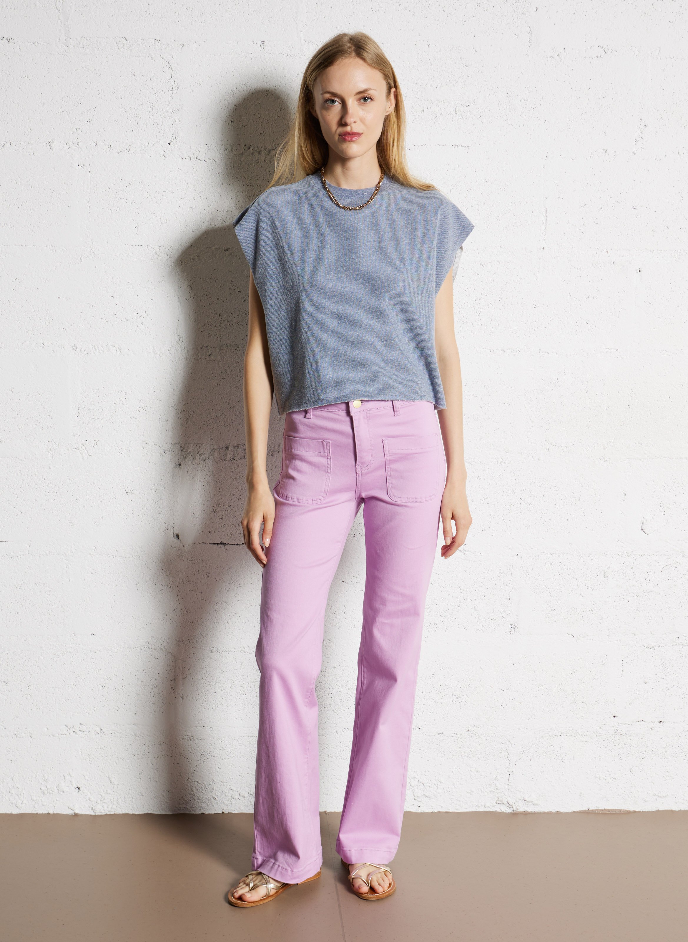 Ausgestellte High Waist Jeans aus Baumwoll-Mix LA PETITE ETOILE Violett