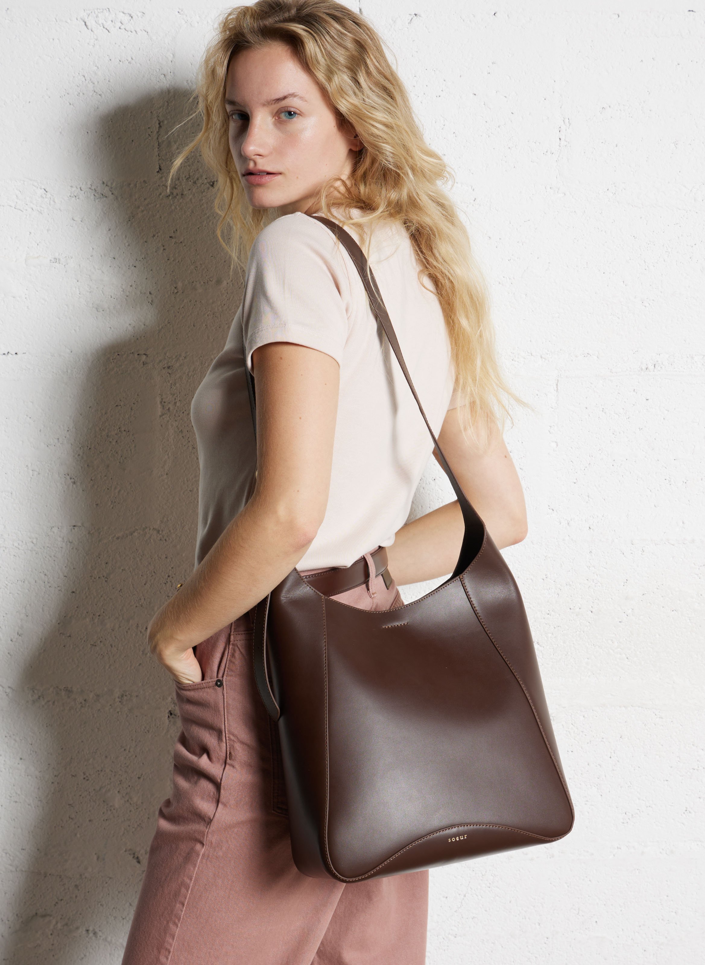 Sac bandoulière en cuir SOEUR Marron