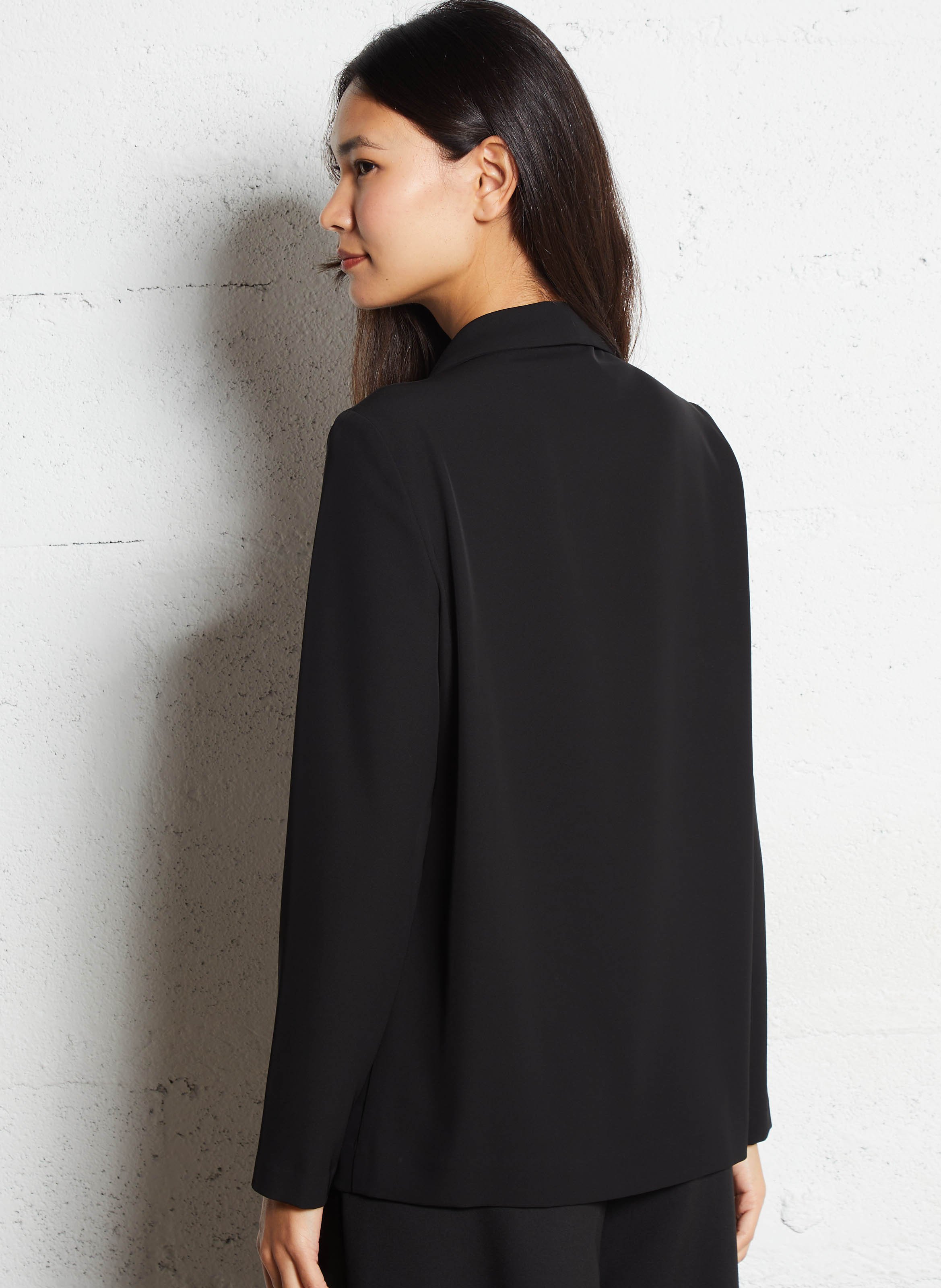 a ref IMPERIAL Black