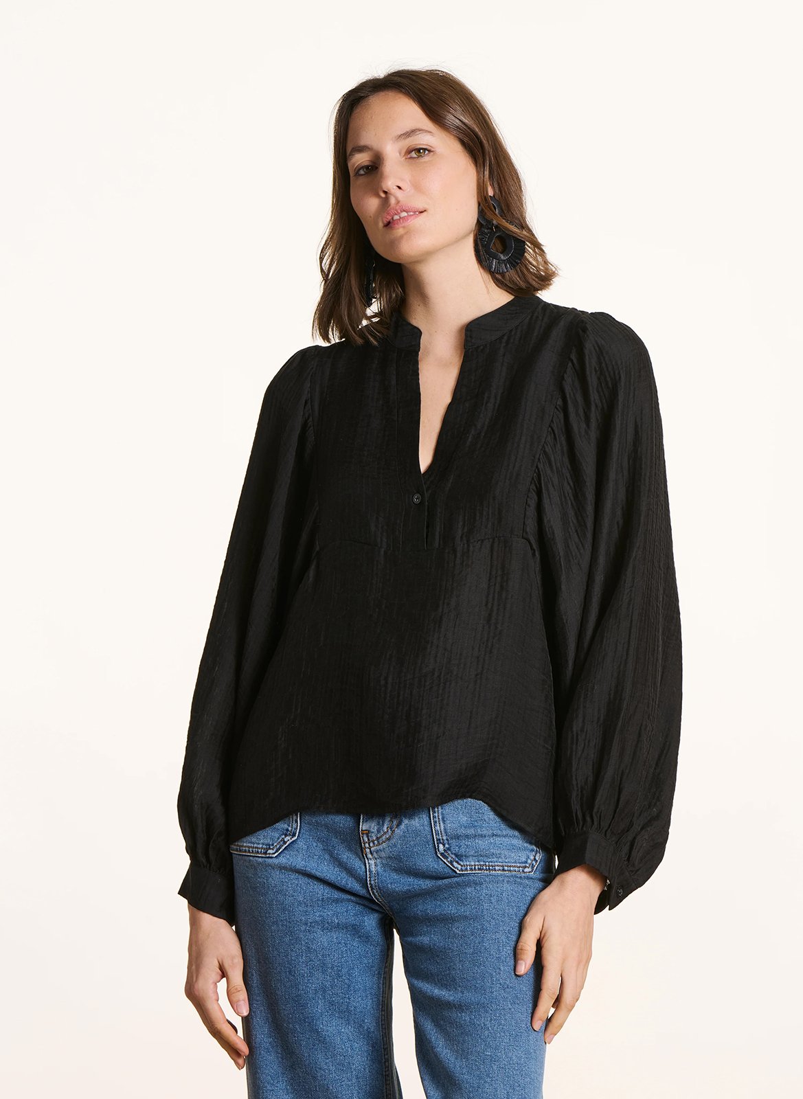 Weites Top mit Stehkragen LA FEE MARABOUTEE Schwarz