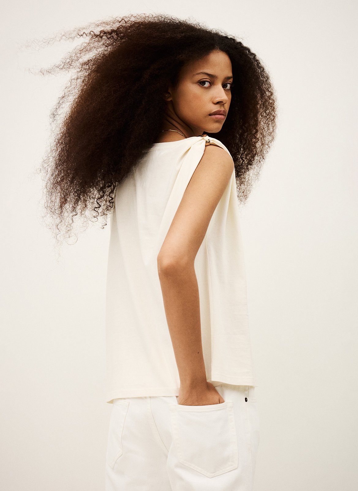 Effen top met lange mouwen en ronde hals BA&SH Beige