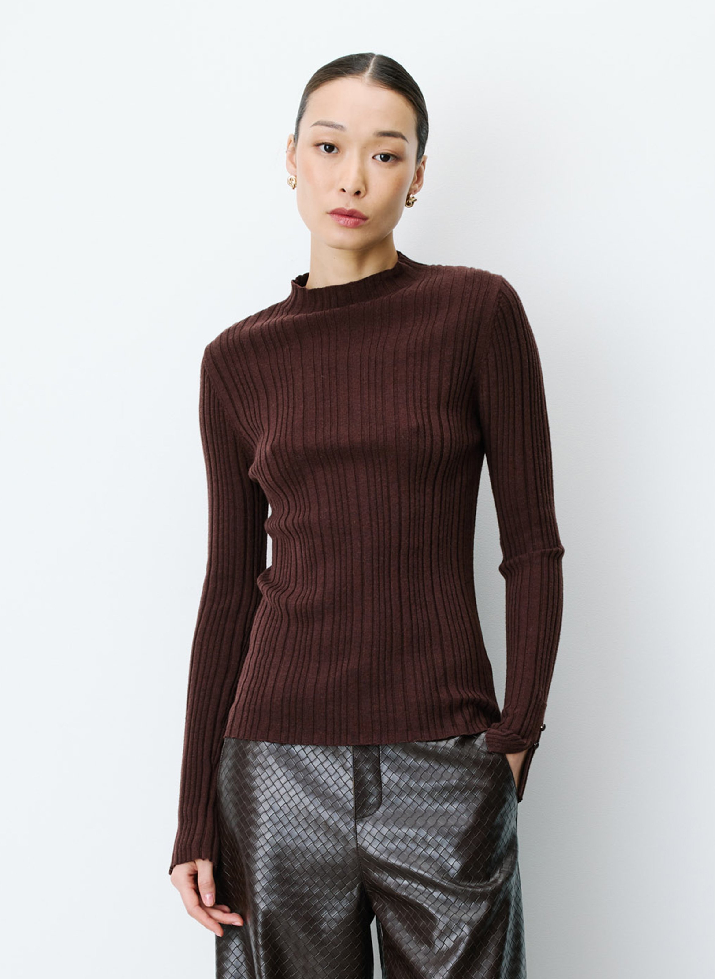 Ribbed fitted sweater GRACE ET MILA Brown