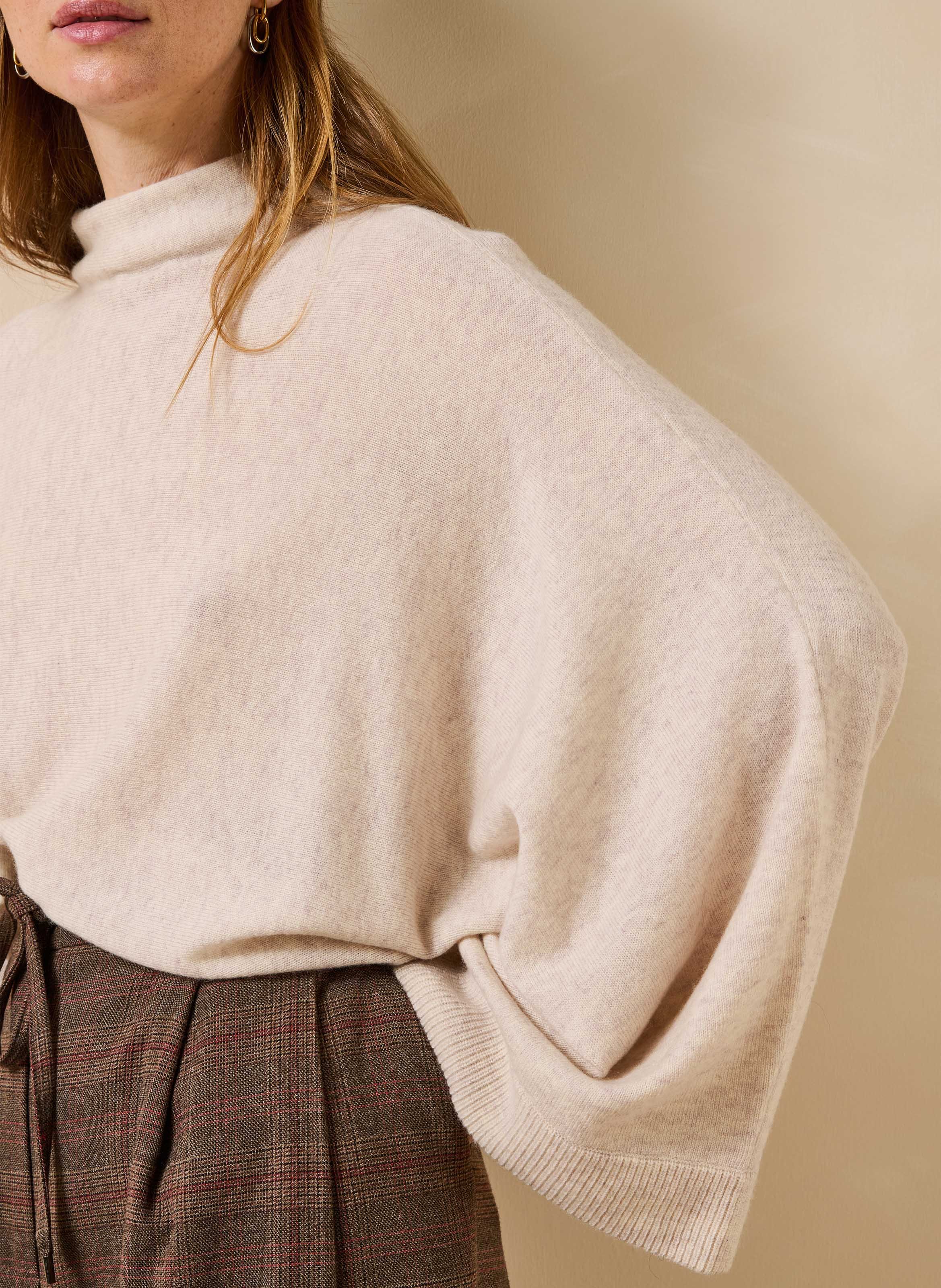 Pull en maille fine laine et cachemire LA FEE MARABOUTEE Beige