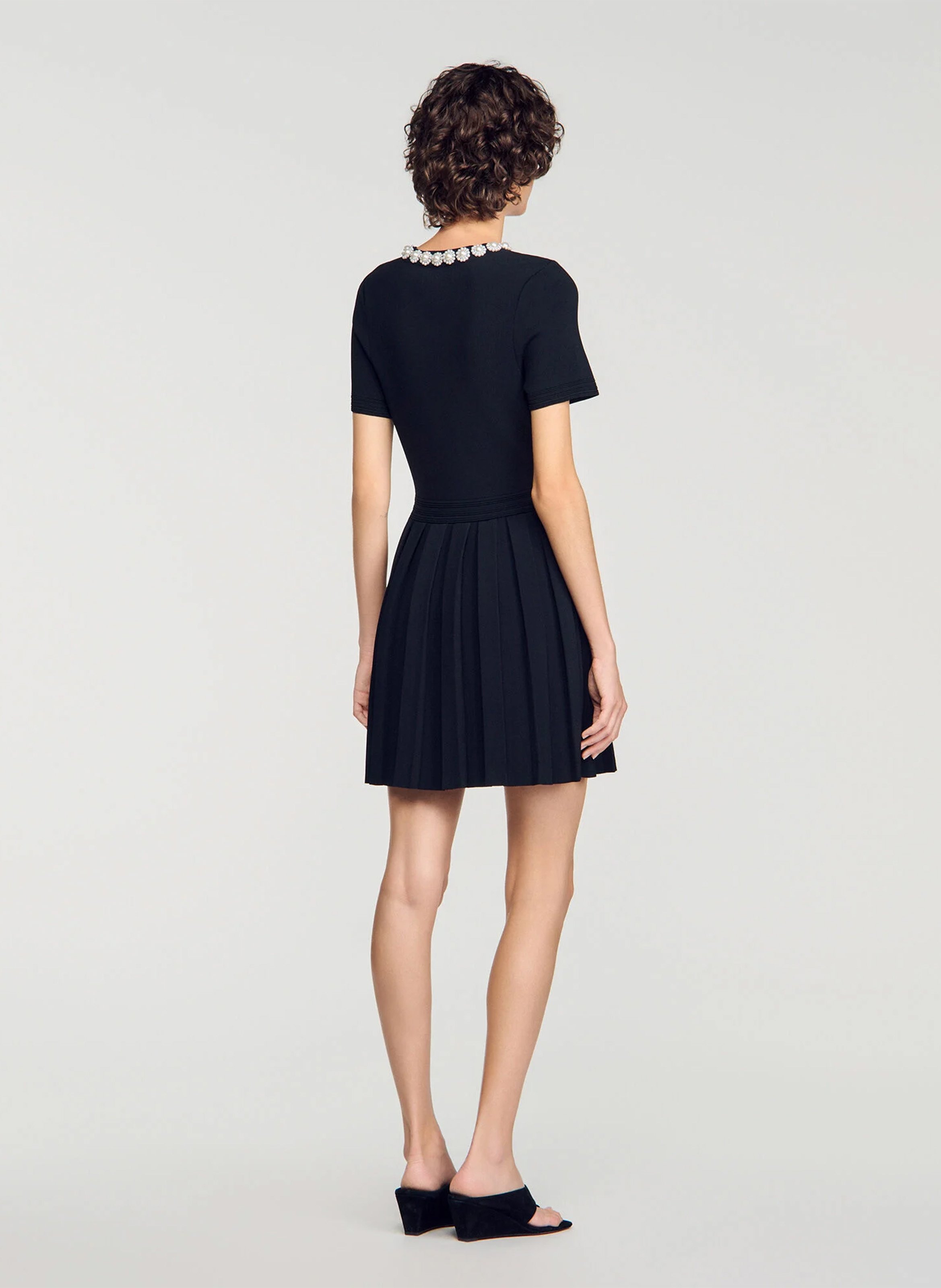 Robe courte à col bijou SANDRO Noir