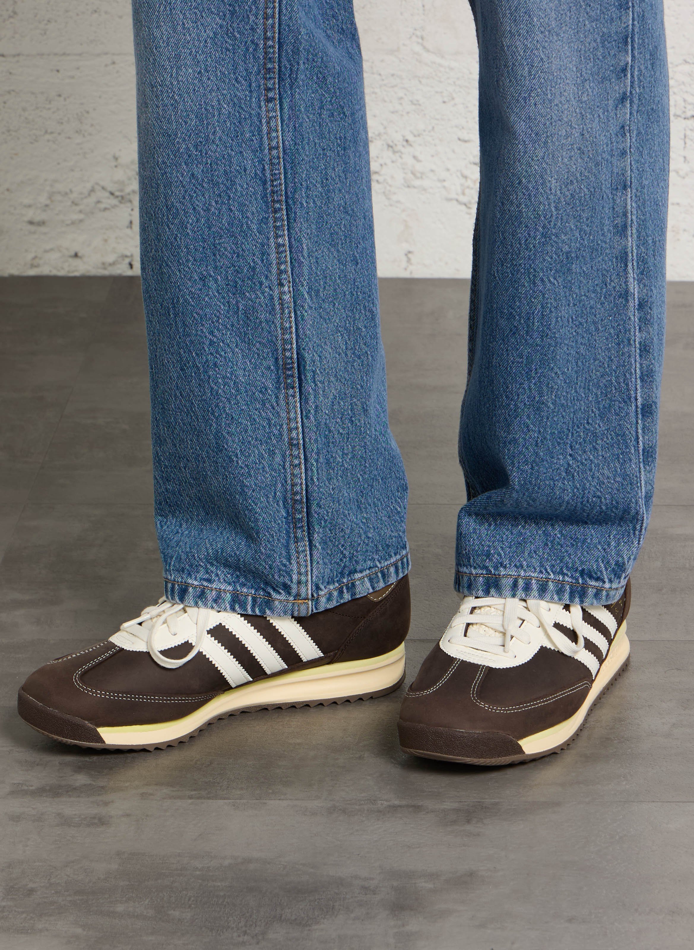 Baskets unies à lacets ADIDAS Marron