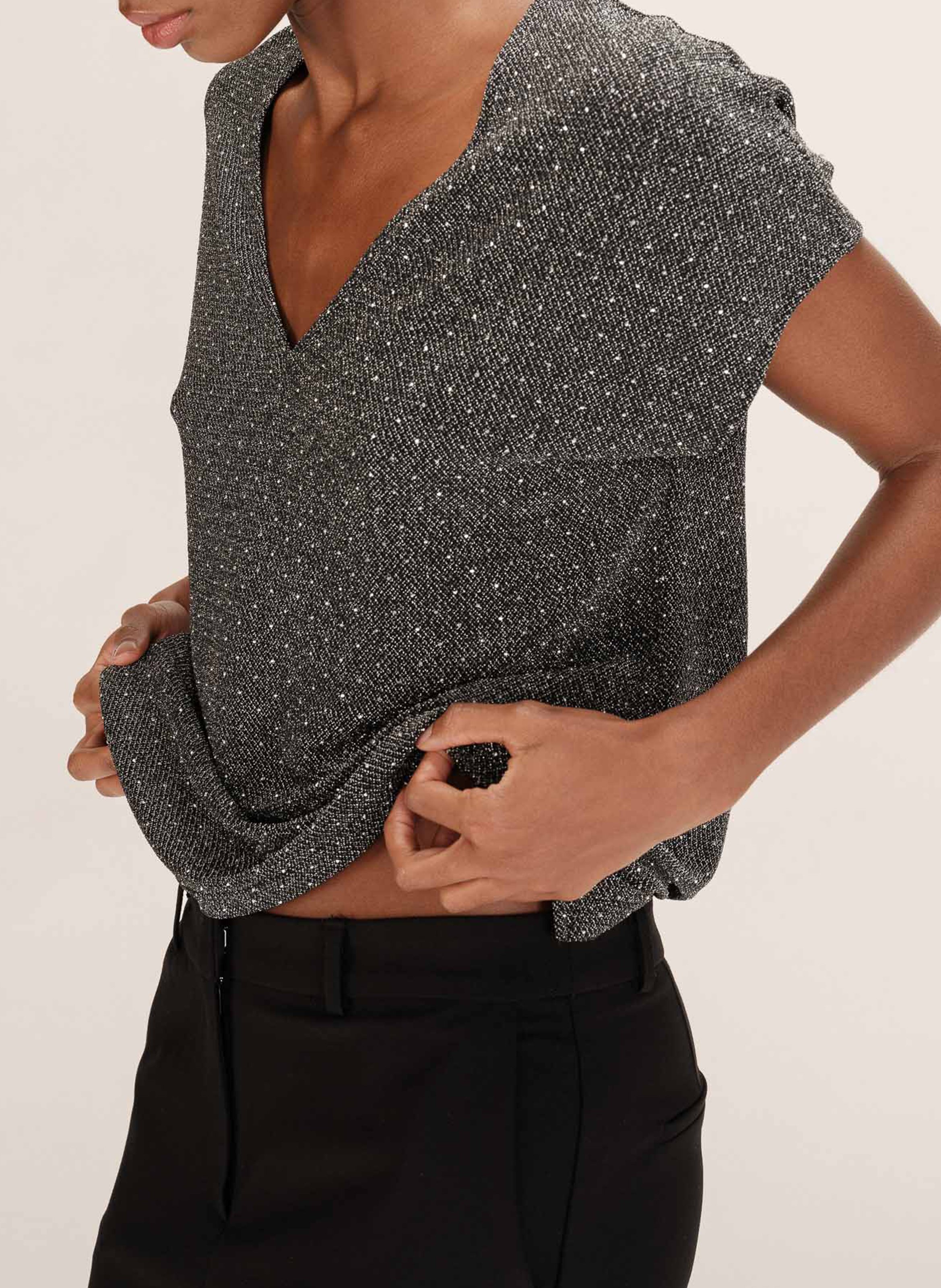 Crepe V-neck top GRACE ET MILA Grey