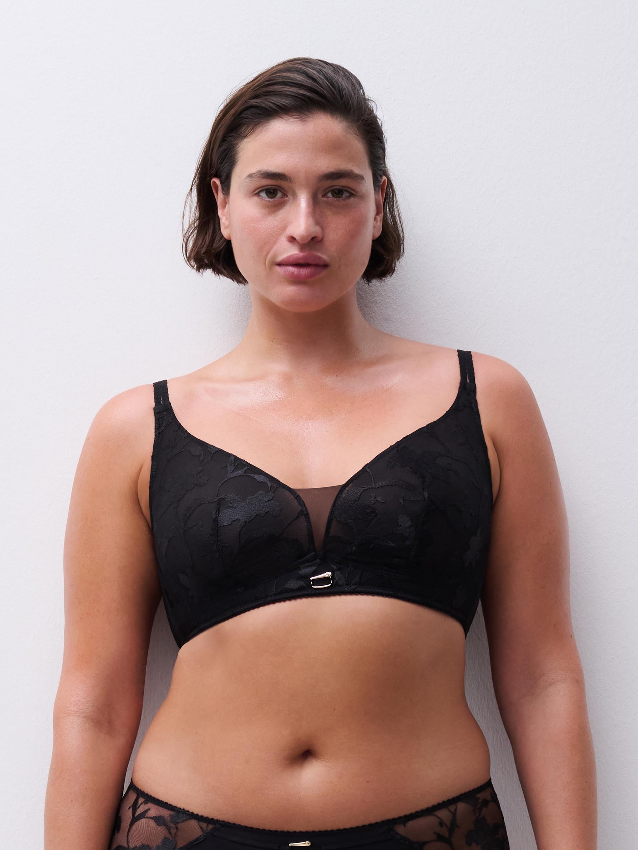 Non-wired bra with floral embroidery CHANTELLE Black