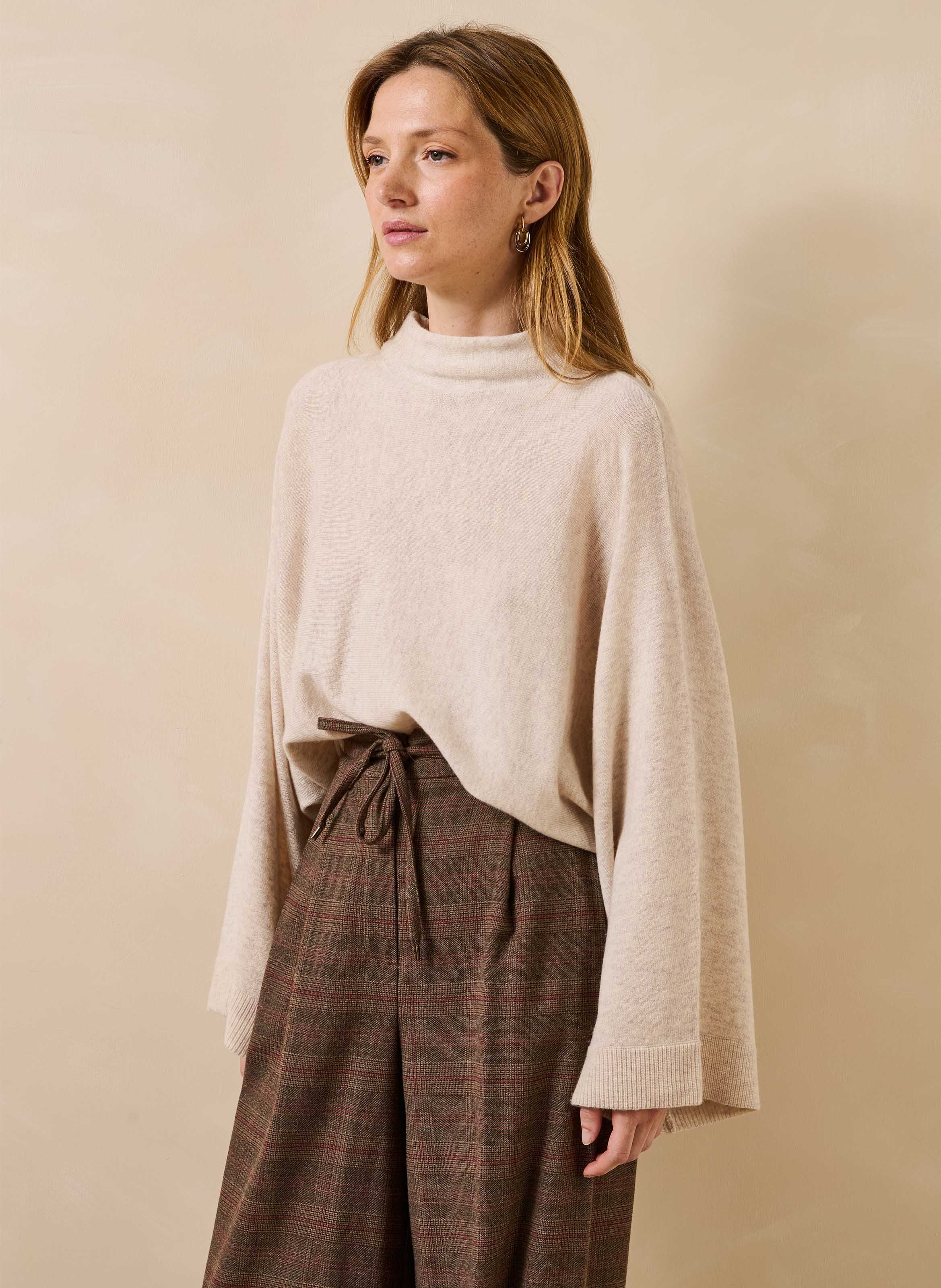 Pull en maille fine laine et cachemire LA FEE MARABOUTEE Beige