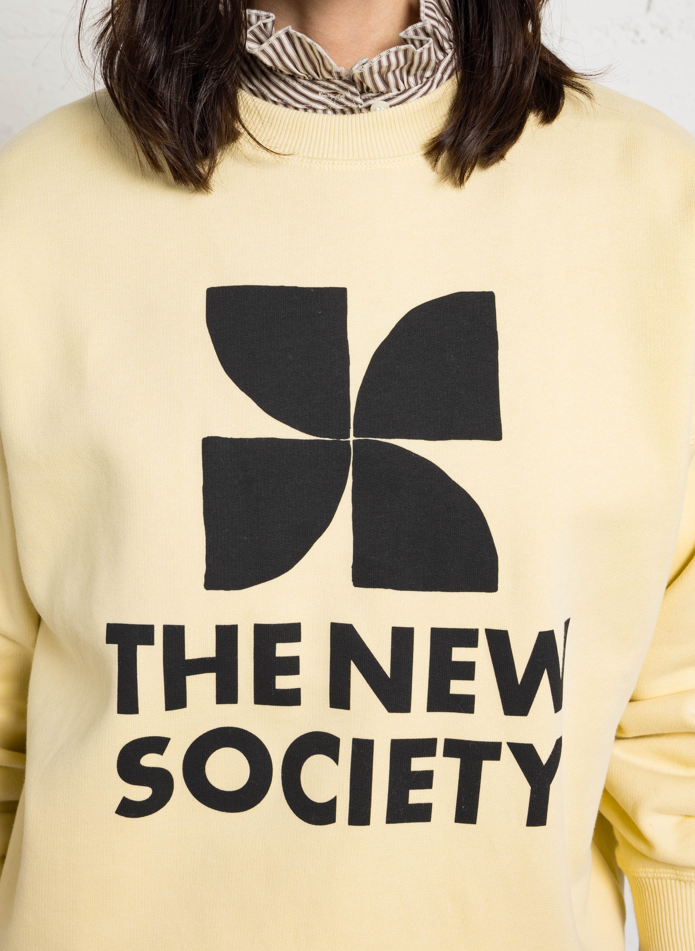Wijde, katoenen sweater met zeefdruk THE NEW SOCIETY Geel