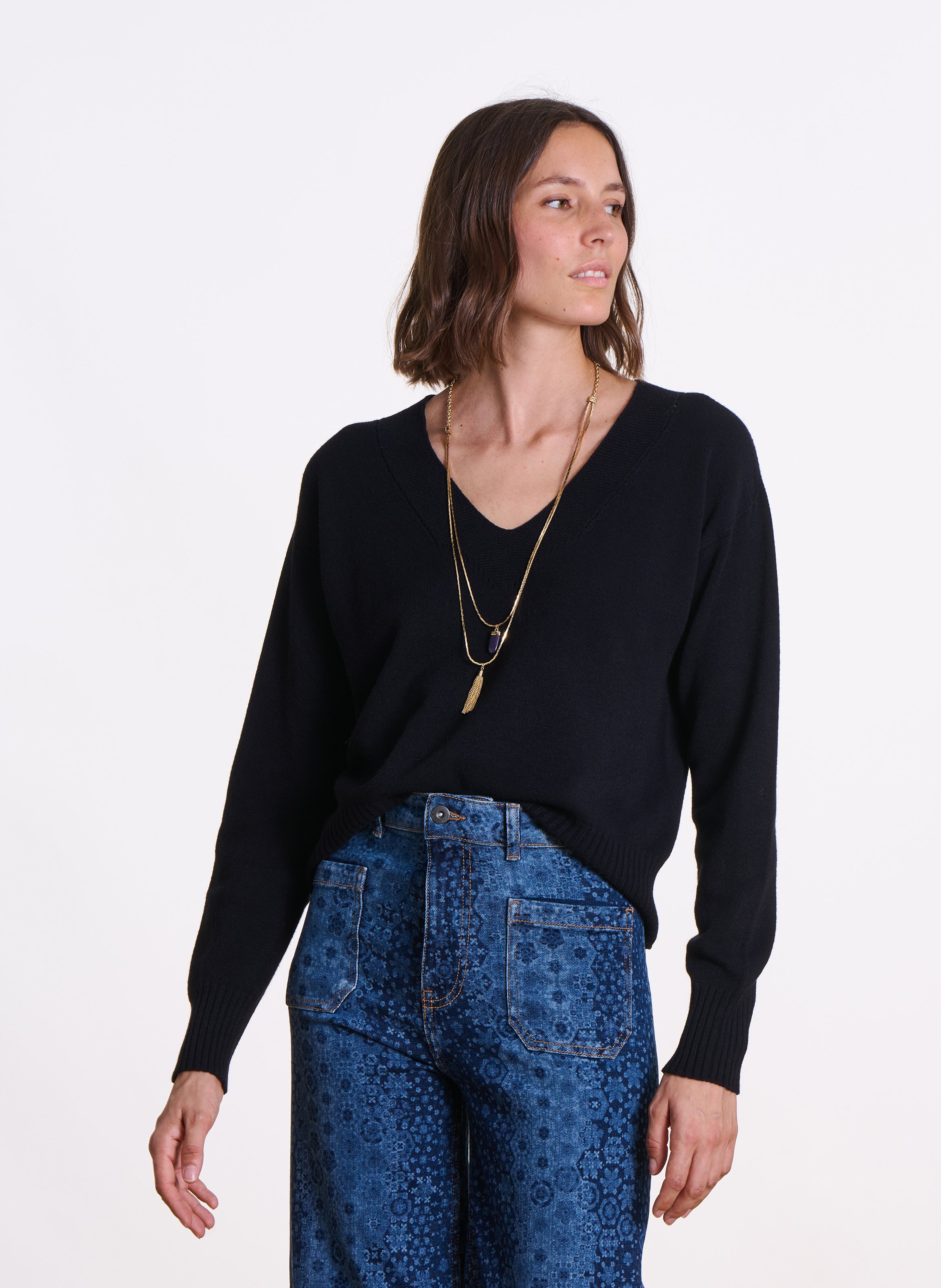 Weiter Strick-Mix-Pullover mit V-Ausschnitt LA FEE MARABOUTEE Schwarz