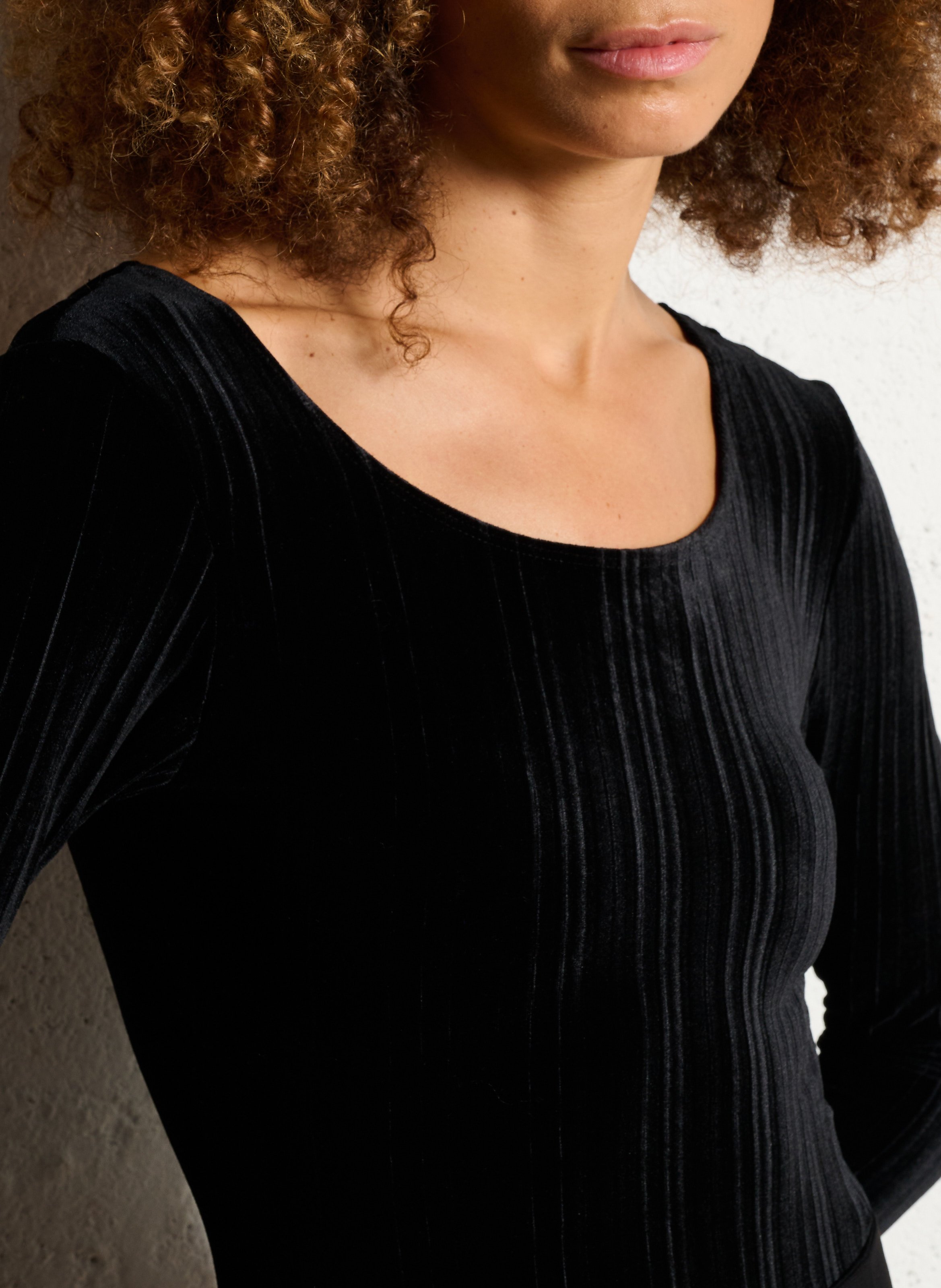 Round-neck velour bodysuit IKKS Black