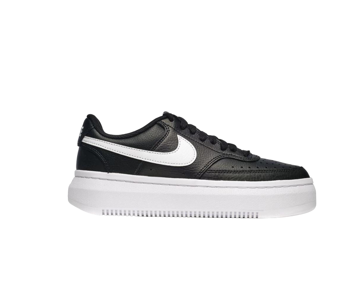 Low-top trainers NIKE Black