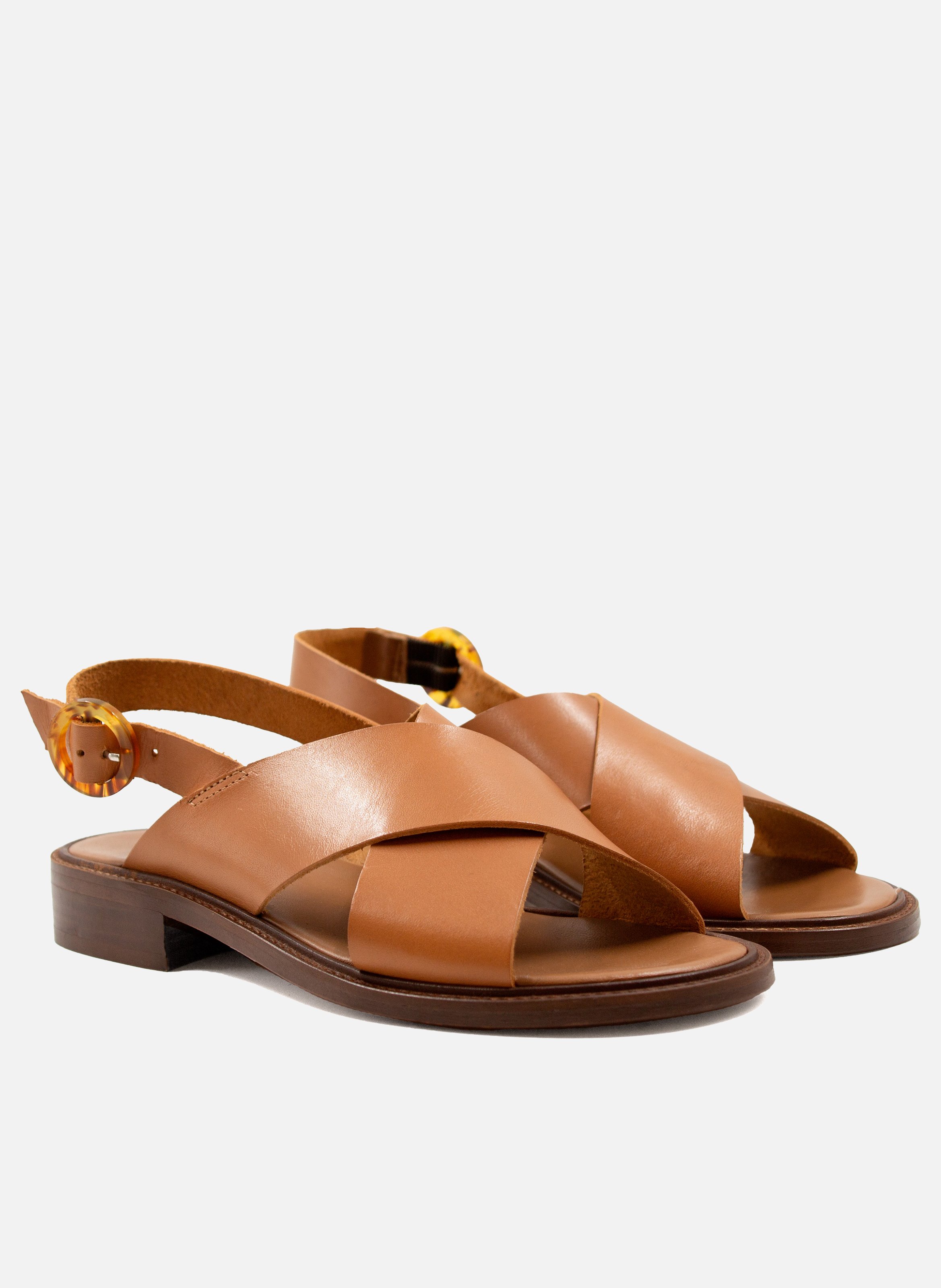 Flat sandals with tortoiseshell buckle in smooth leather JULES & JENN Brown