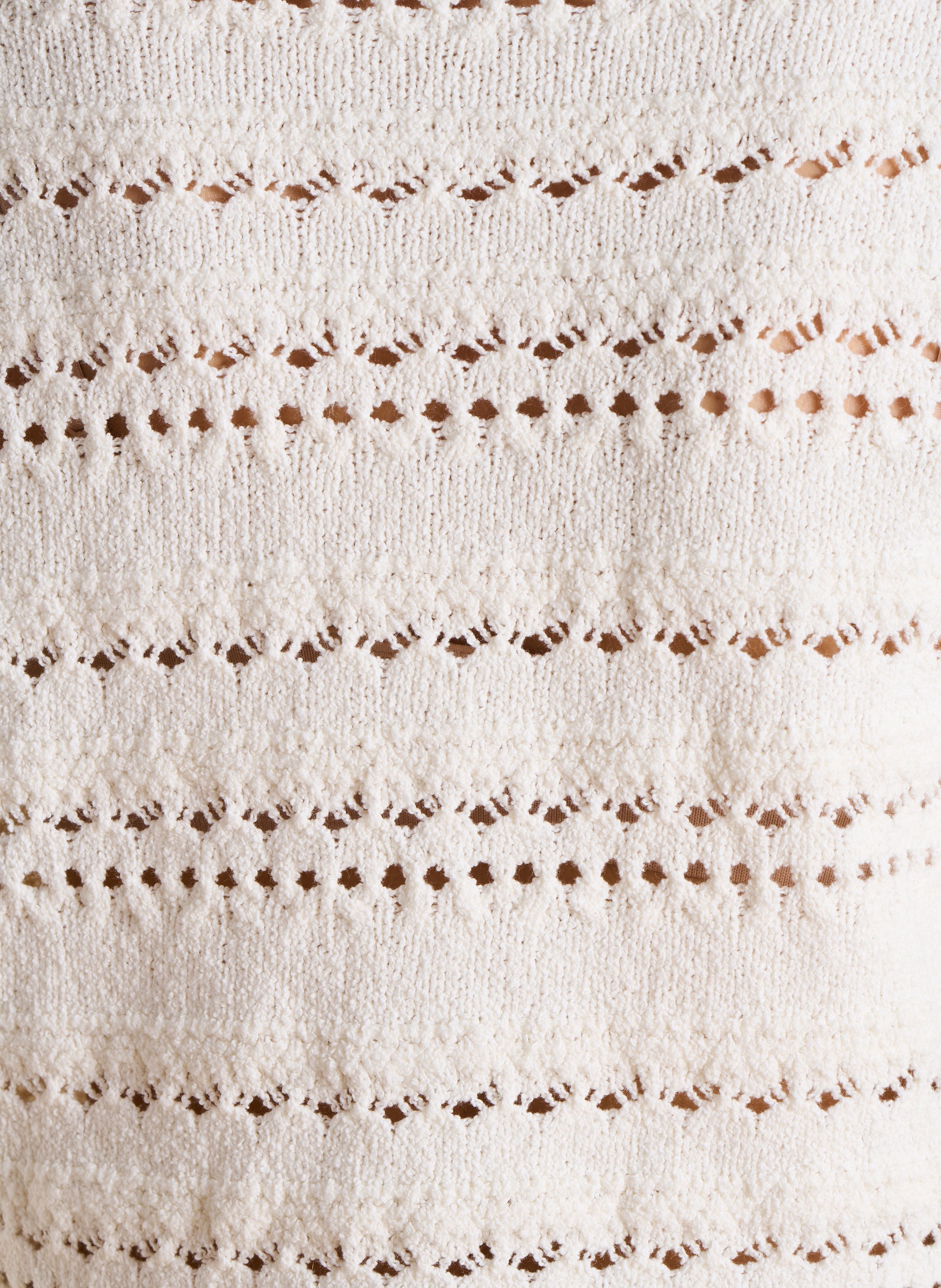 Gerade geschnittene Strickweste mit rundem Halsausschnitt aus Lochstrick. LA FEE MARABOUTEE Weiss