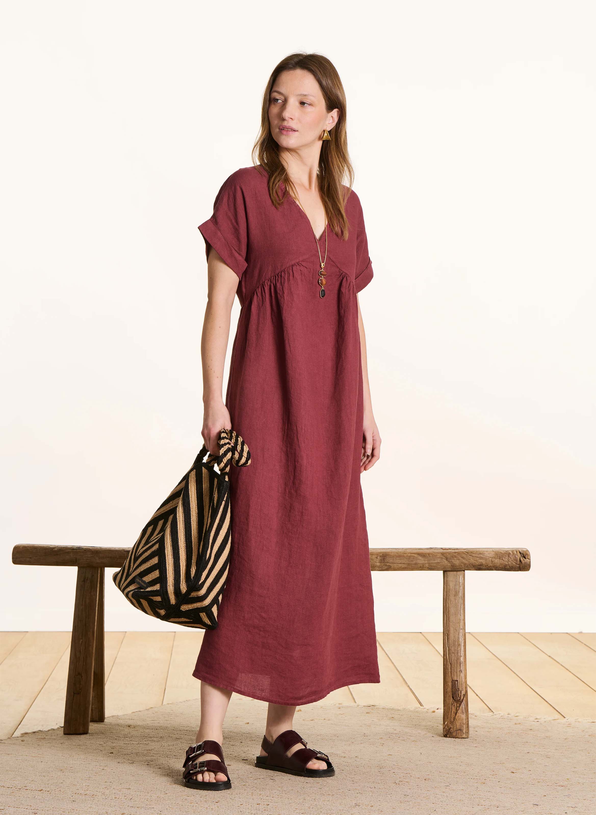 Robe longue col v en lin LA FEE MARABOUTEE