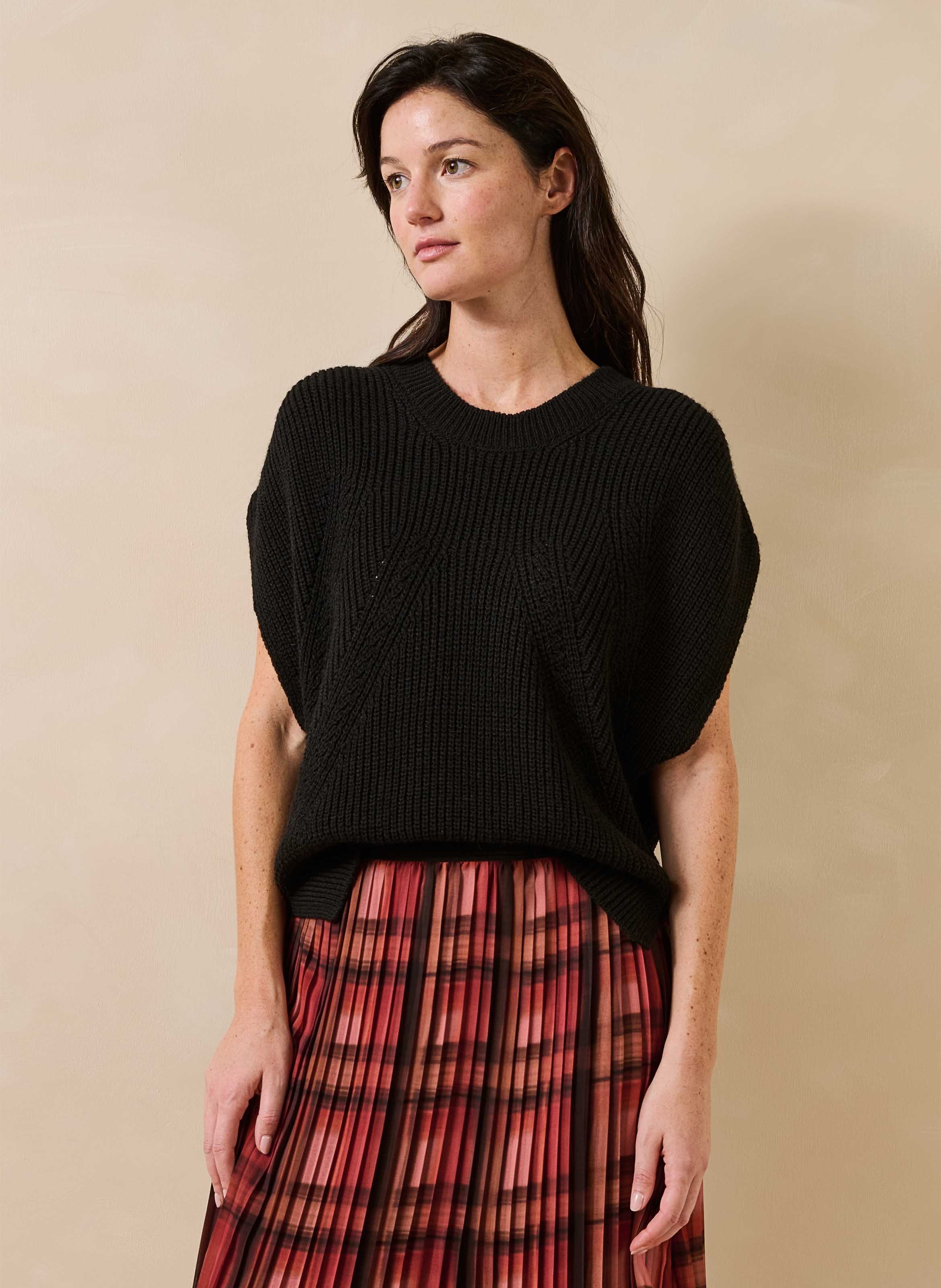 Ample ribbed boat neck sweater with pearl detail LA FEE MARABOUTEE Black