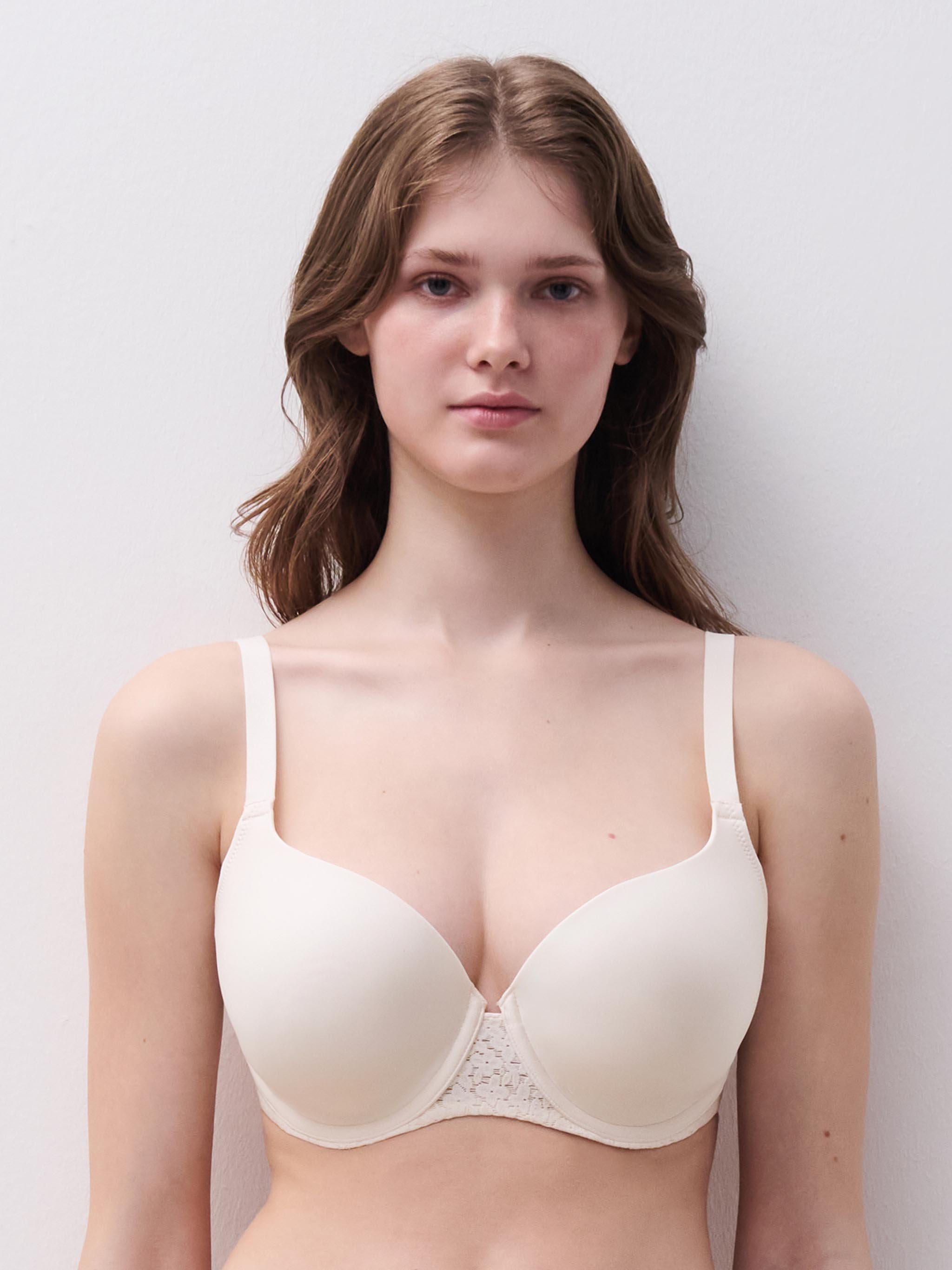 Full-cup bra CHANTELLE Beige