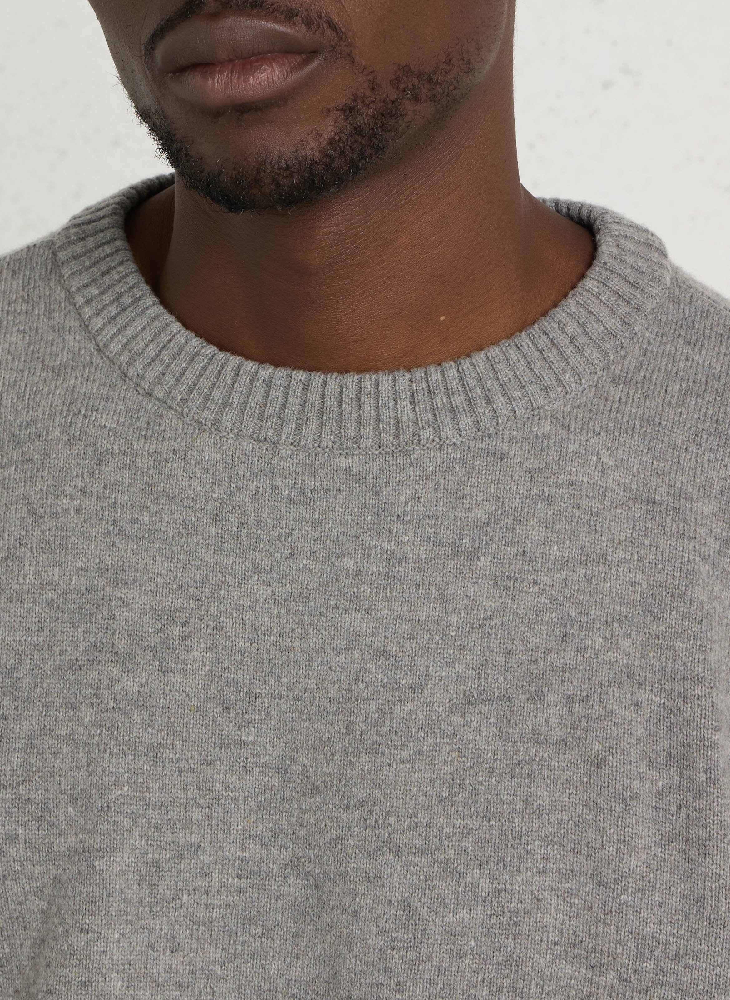 Pull droit col rond en laine mélangée MINIMUM Gris