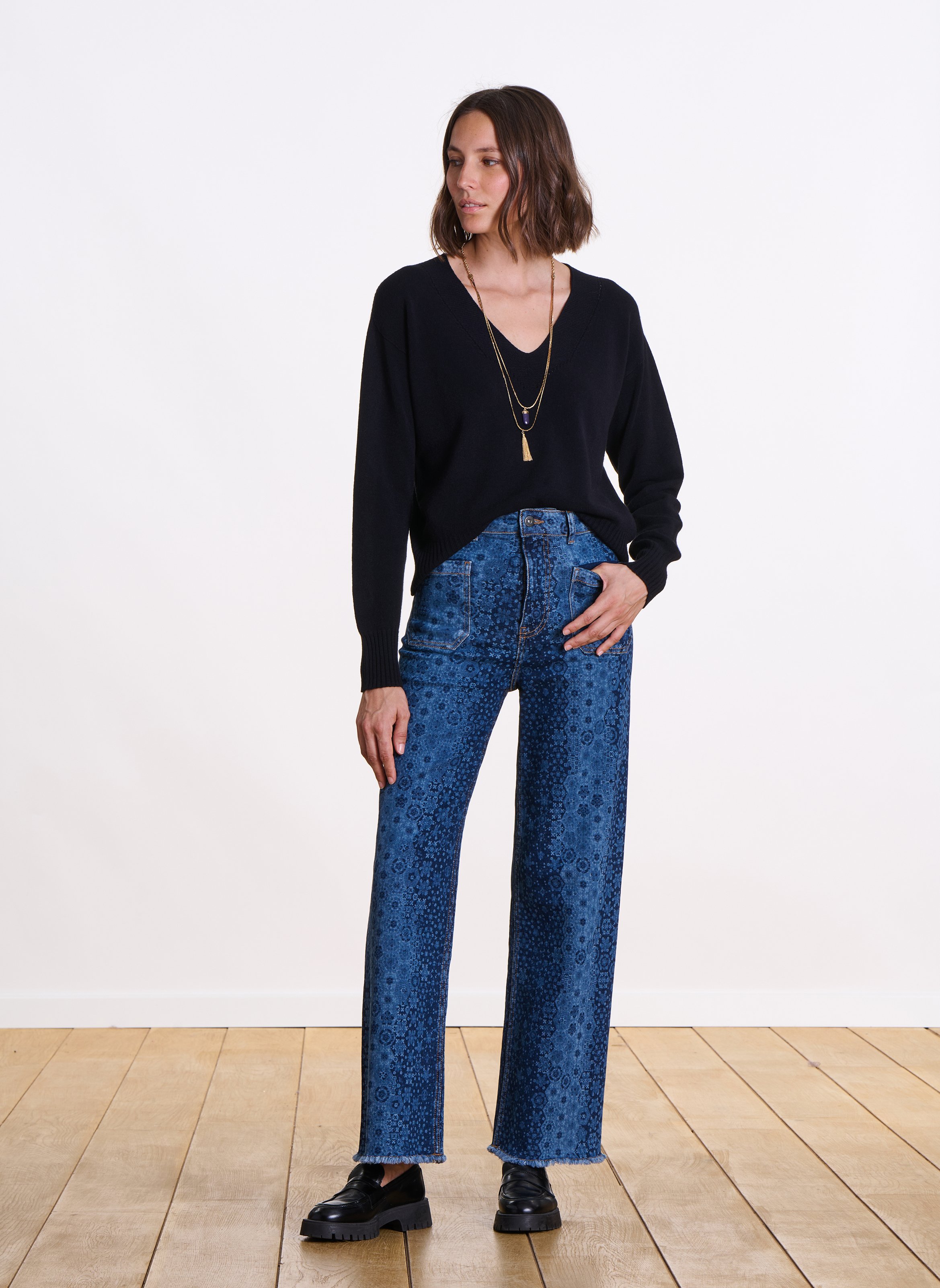 Weiter Strick-Mix-Pullover mit V-Ausschnitt LA FEE MARABOUTEE Schwarz