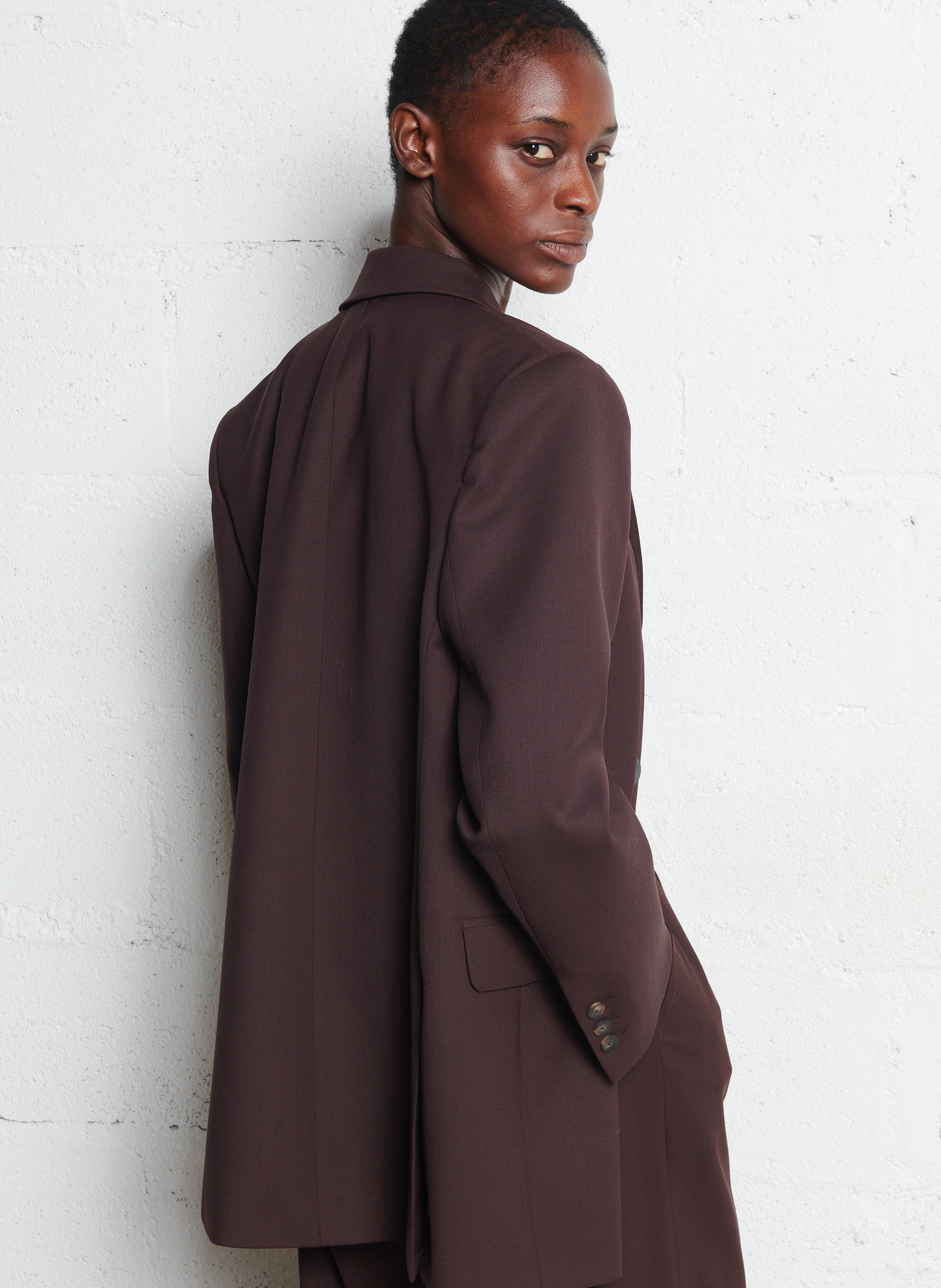 Veste de tailleur ajustée en laine vierge mélangée MARGAUX LONNBERG Marron