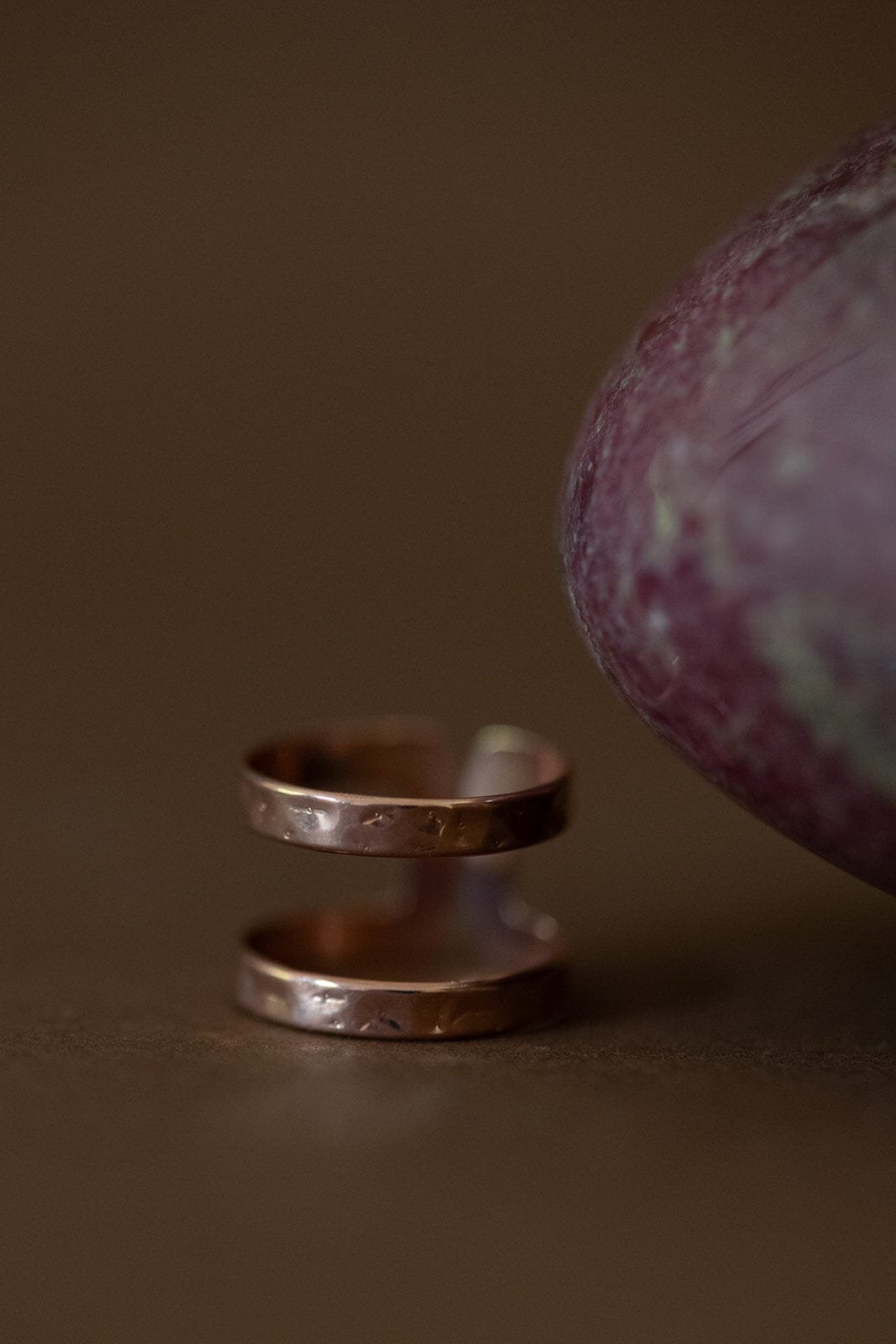 Hammered gold-plated ring MONSIEUR SIMONE Pink