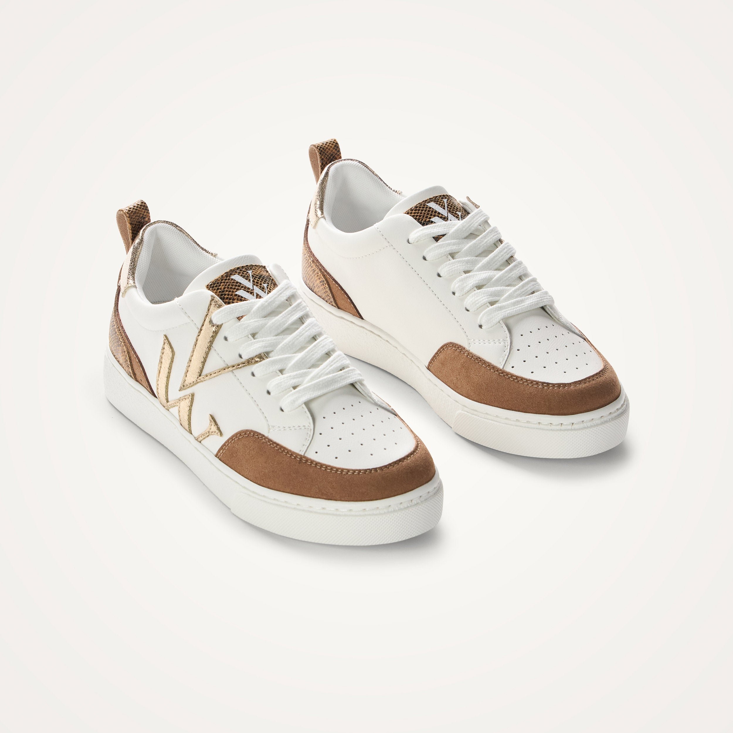 Contrasting leather-effect low-top sneakers VANESSA WU Brown