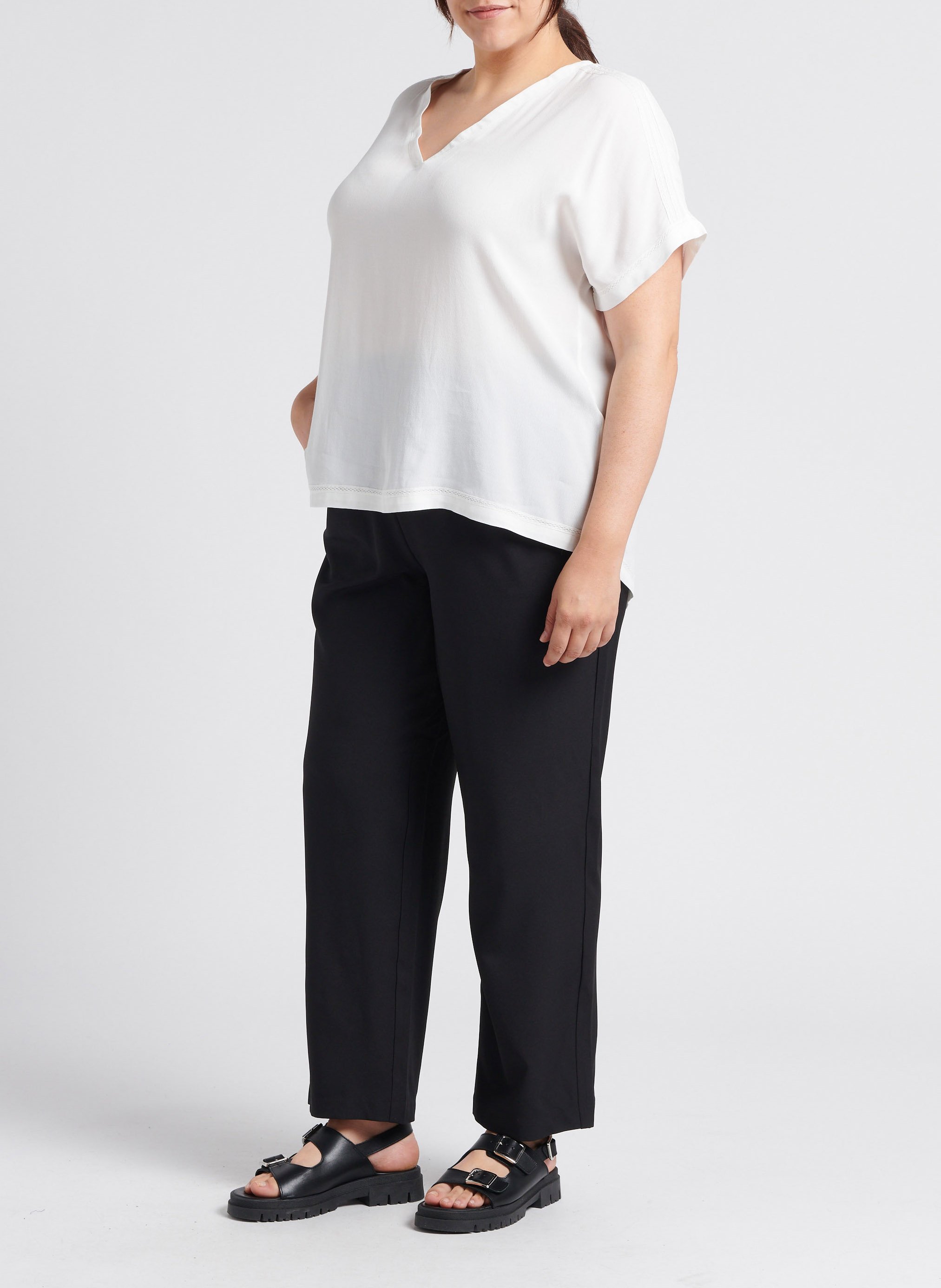 Pantalon droit uni EVOKED Noir