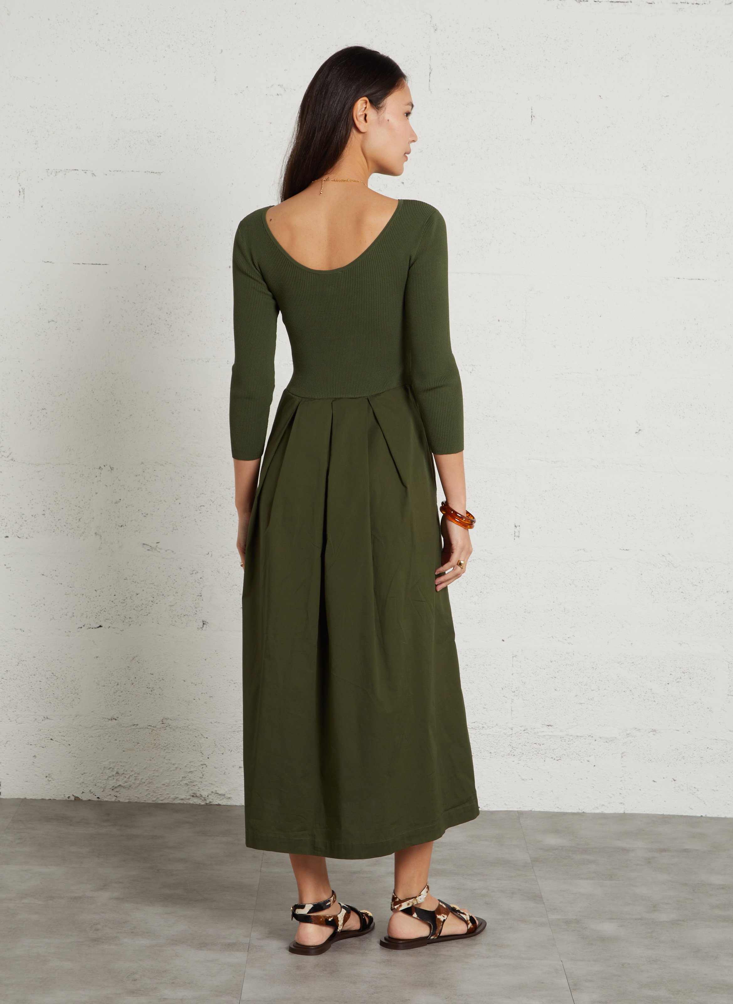 Wijdvallende jurk met 3/4 mouwen in effen kleur MAISON 123 Kaki