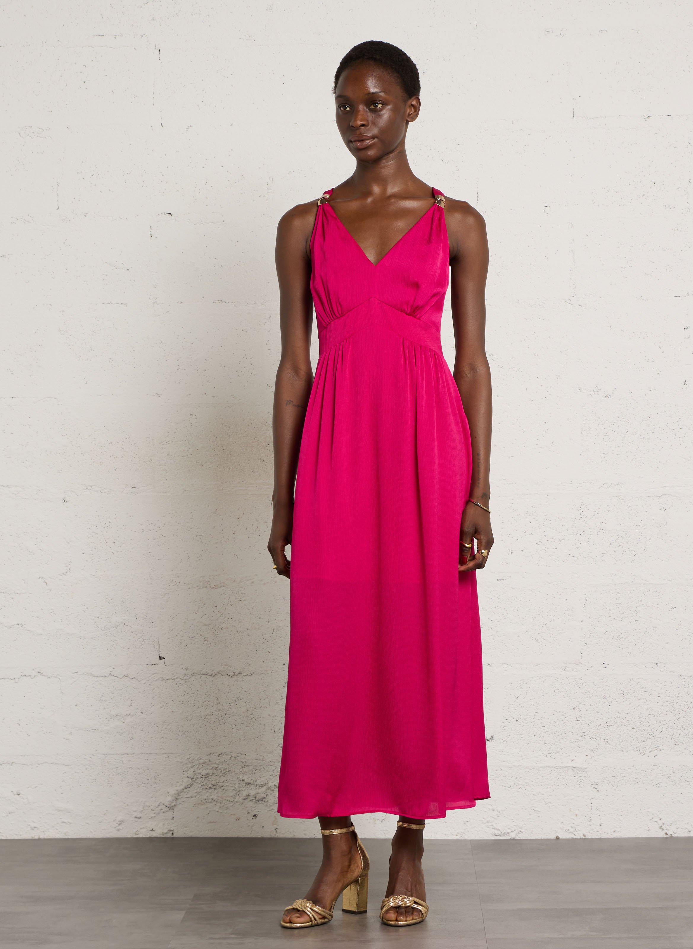 Halflange jurk met kraag MAISON 123 Roze